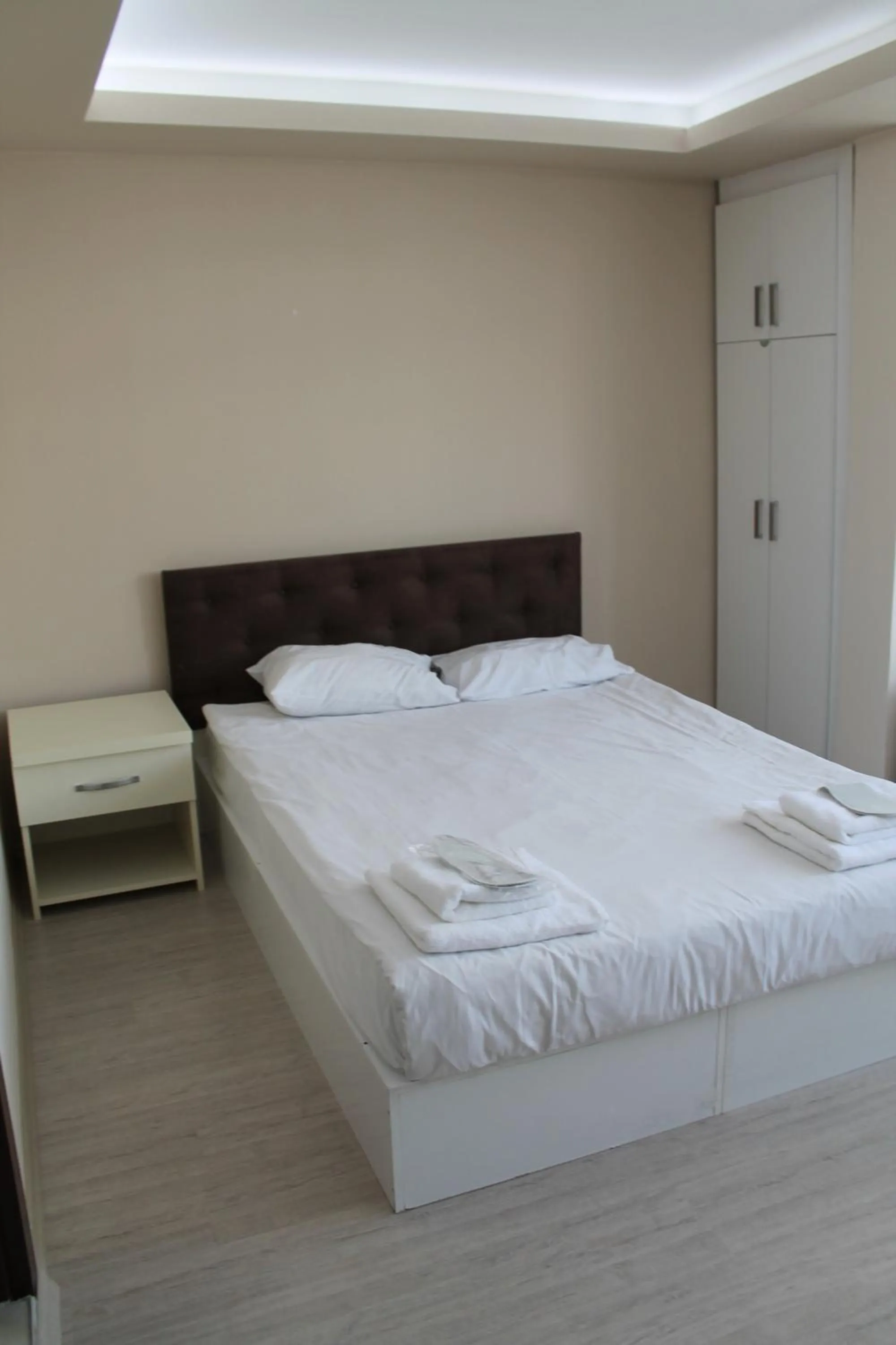 Bed in Hotel Abro Necatibey