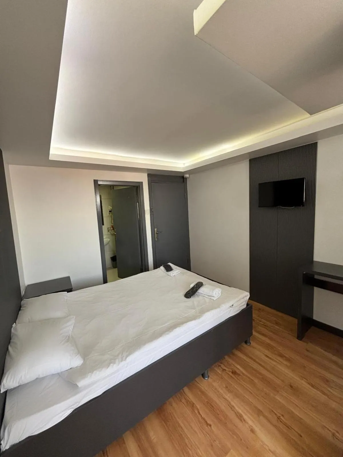 Bed in Hotel Abro Necatibey