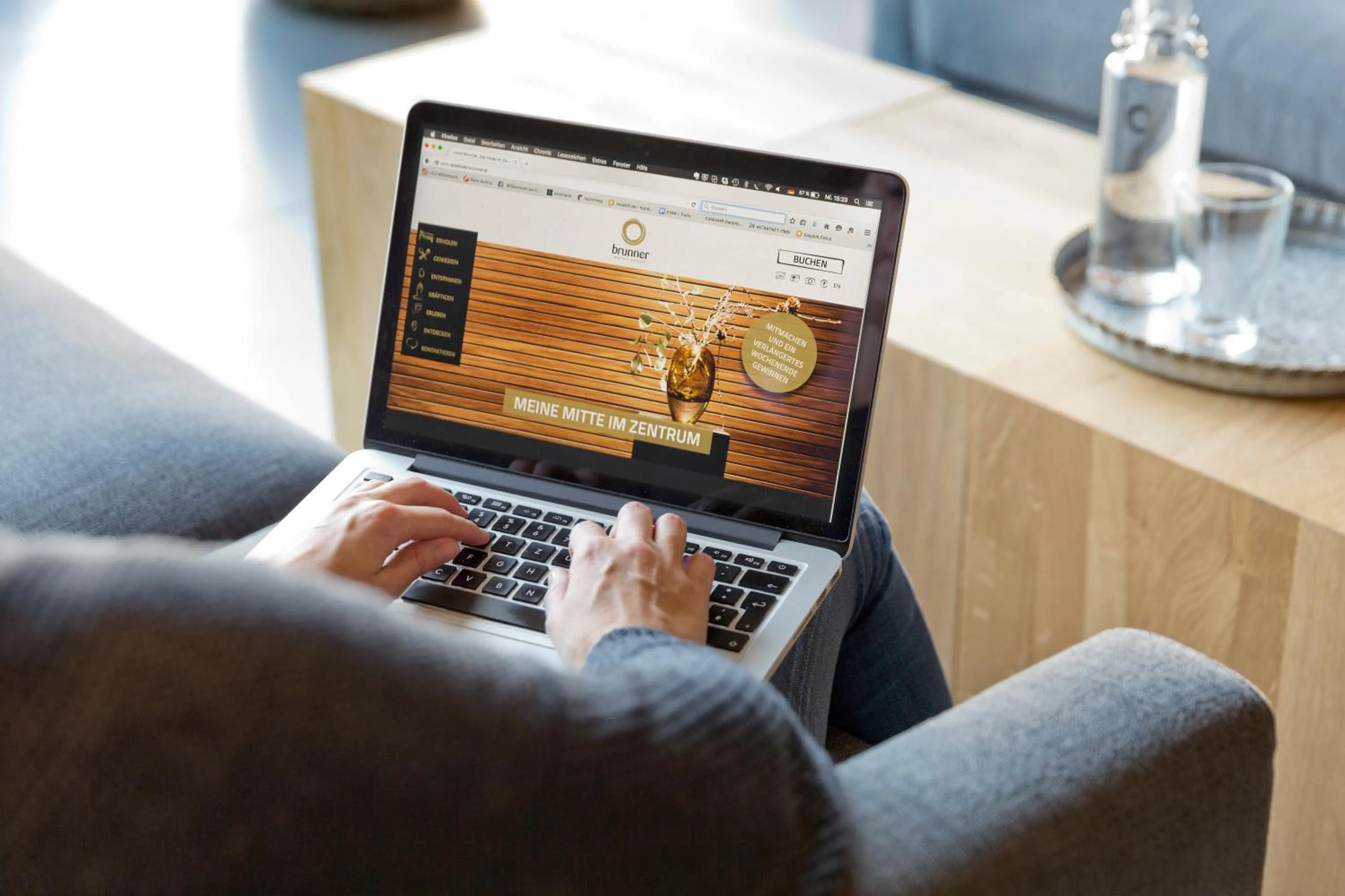 Communal lounge/ TV room in Stadthotel Brunner