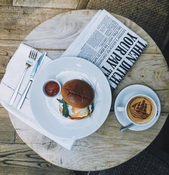 Food and drinks in The Morecambe Hotel