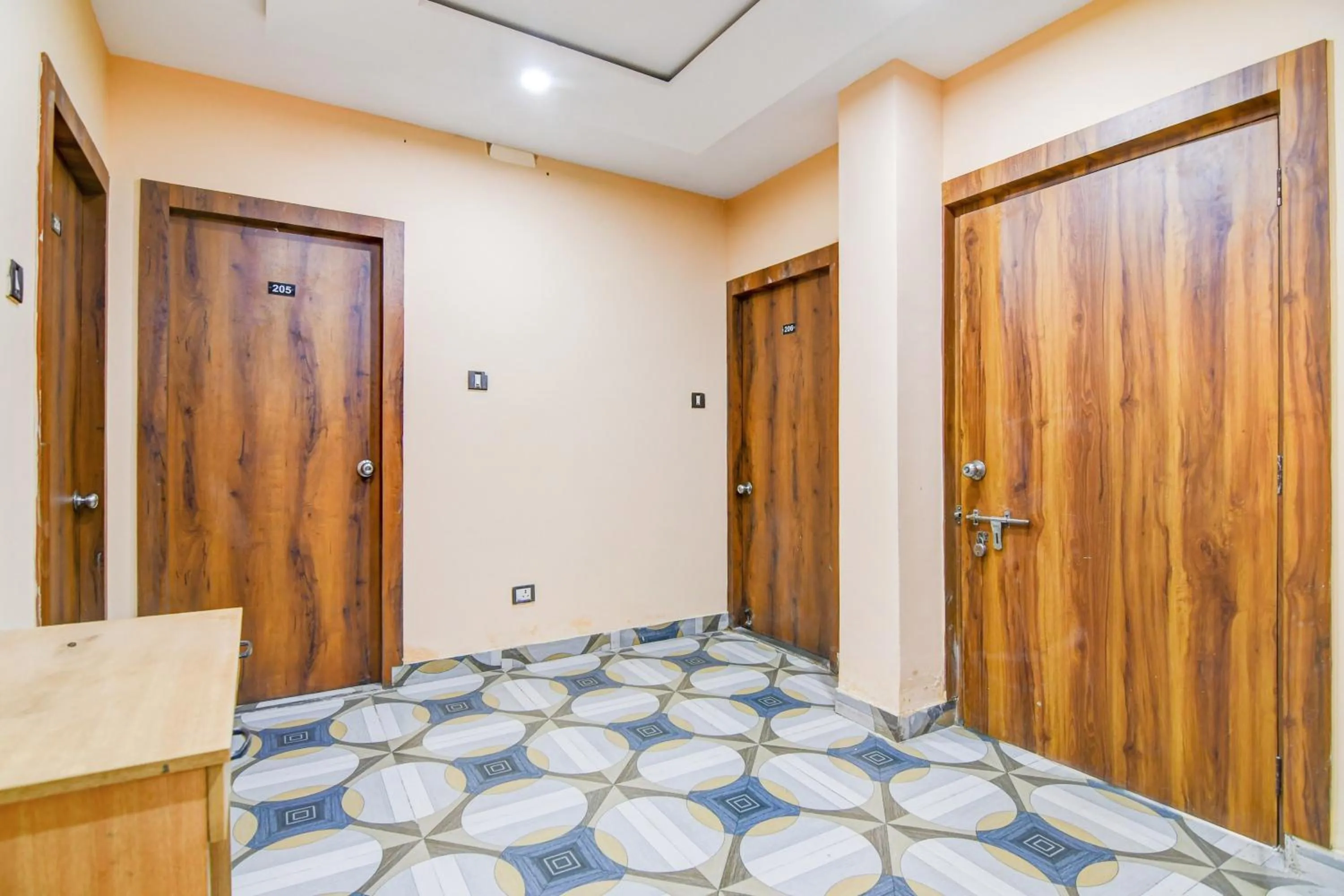 Lobby or reception, Bed in Super Hotel O DumDum Thana More Formerly Bimla Regency