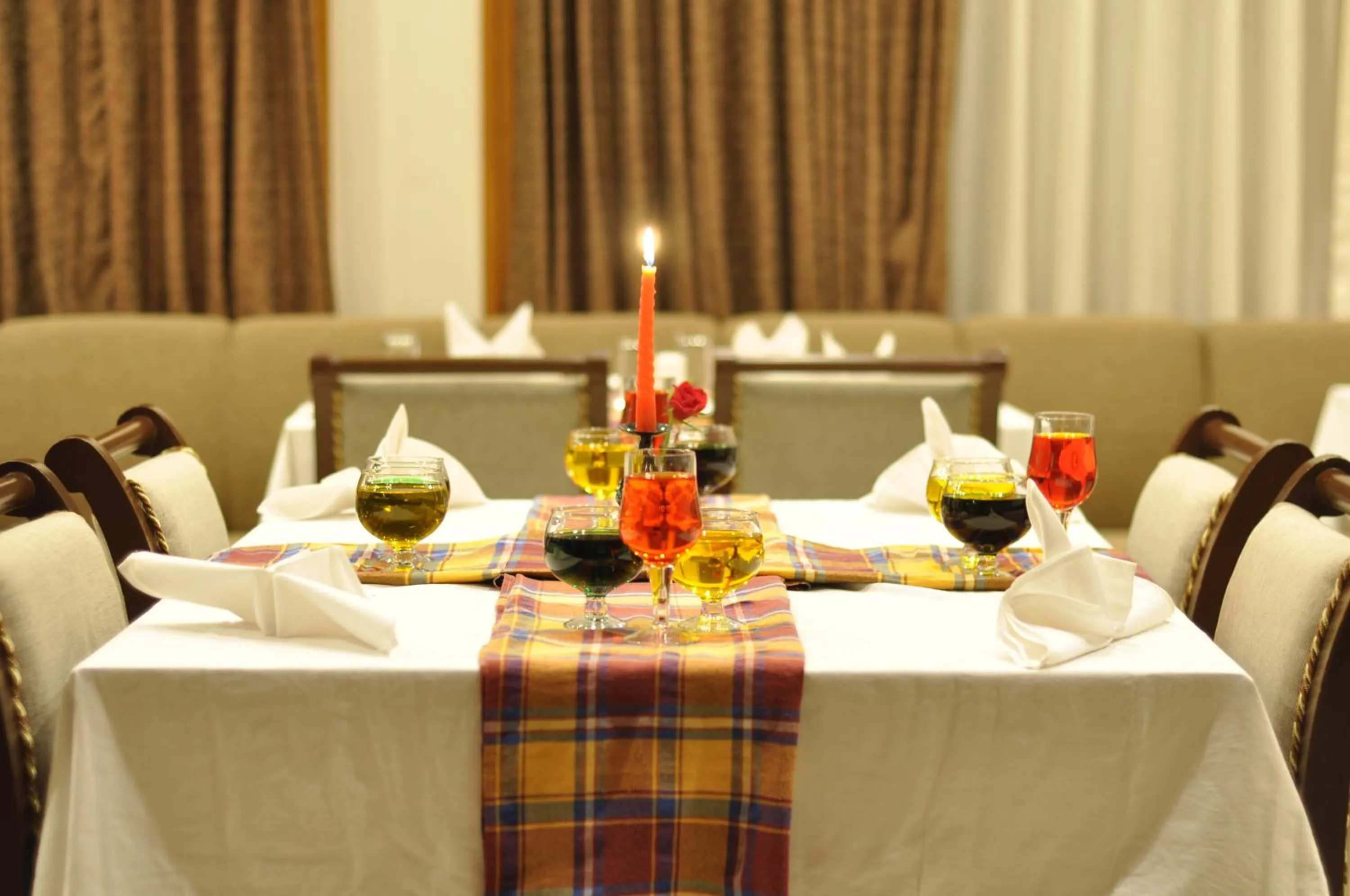 Restaurant/places to eat in Hotel K Square