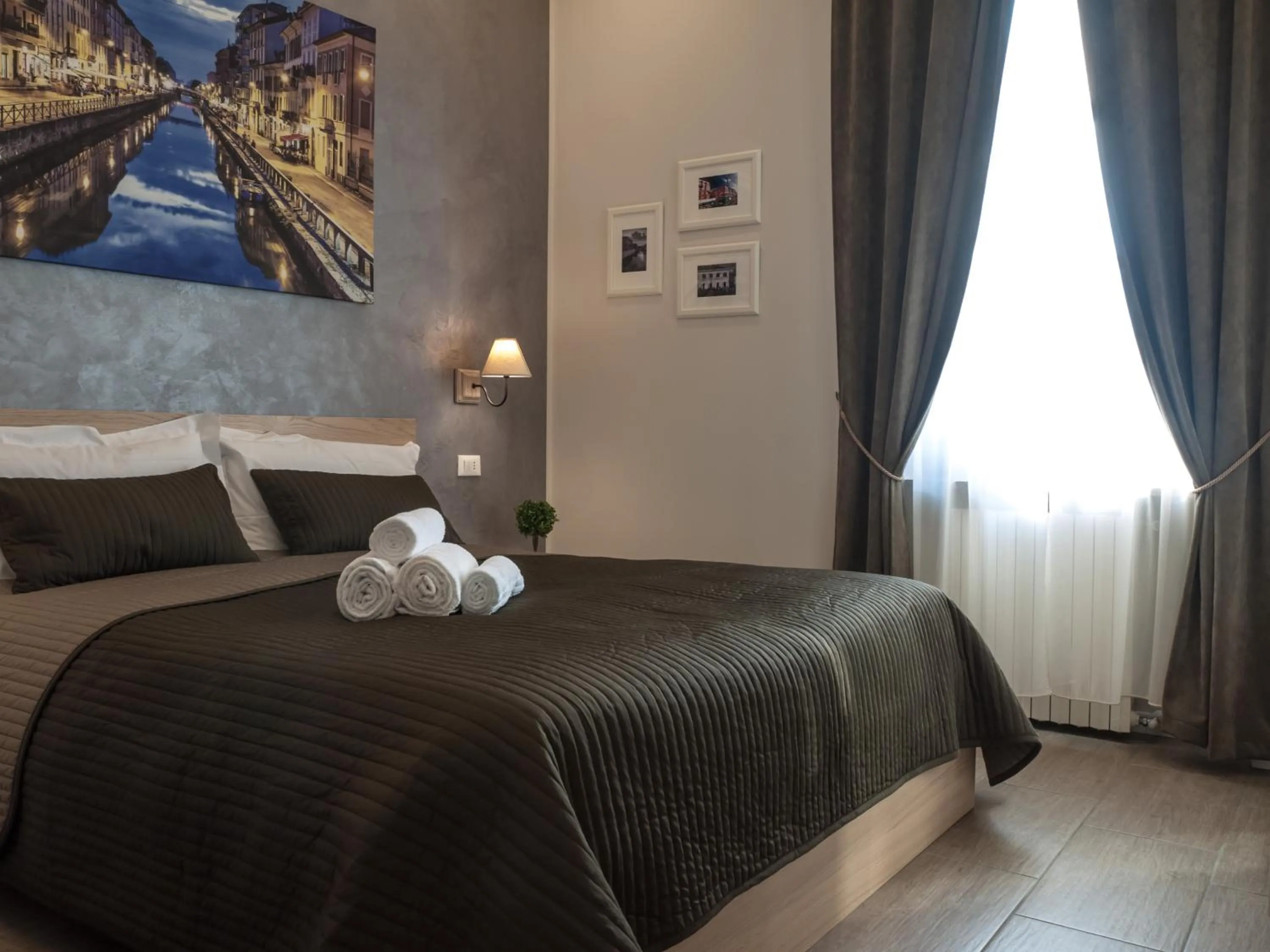 Photo of the whole room, Bed in Bed Milano Linate