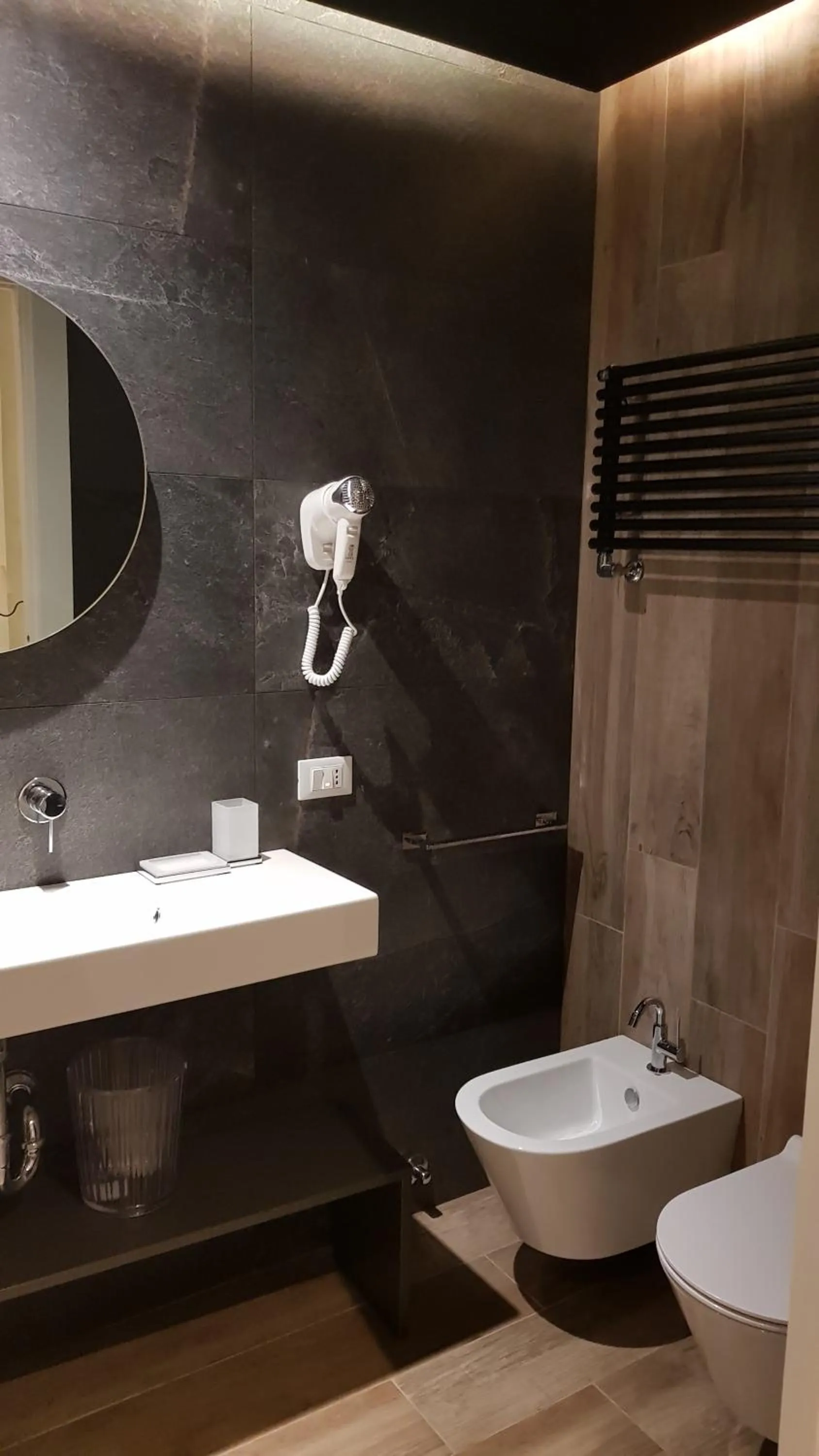 Bathroom in Bed Milano Linate