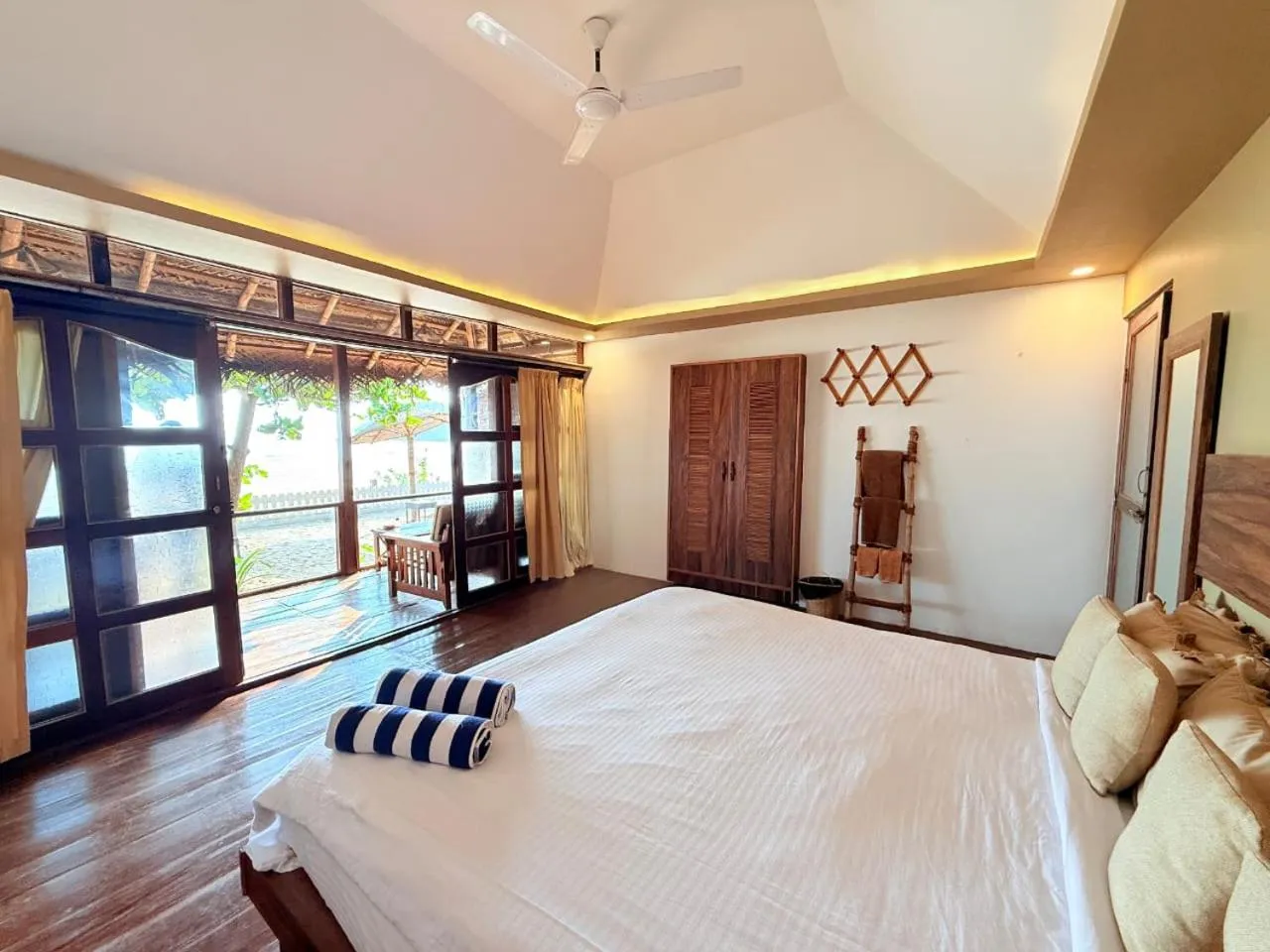 Bed in The Bay Agonda