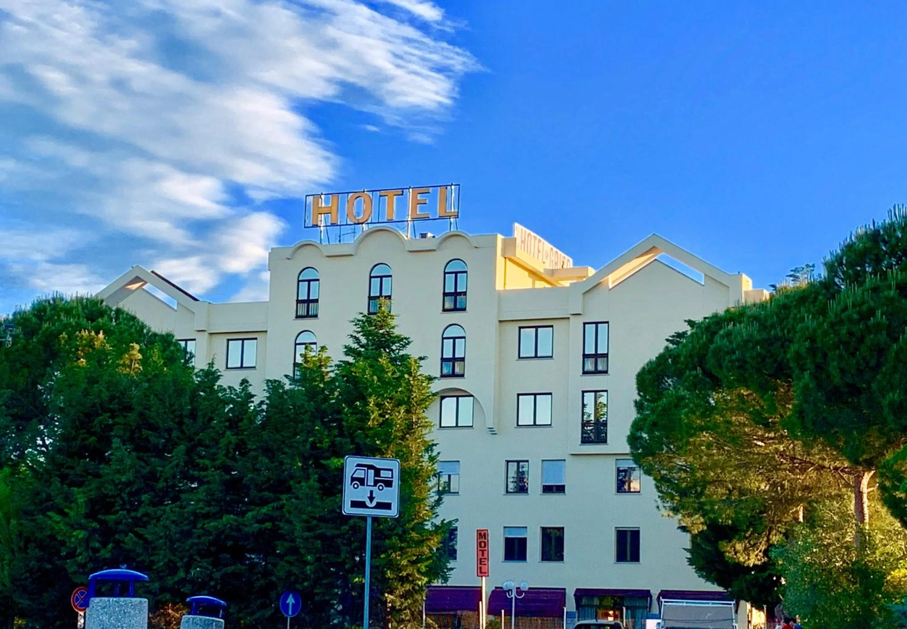 Property building in Il Grifo Hotel e Bisteccheria Toscana