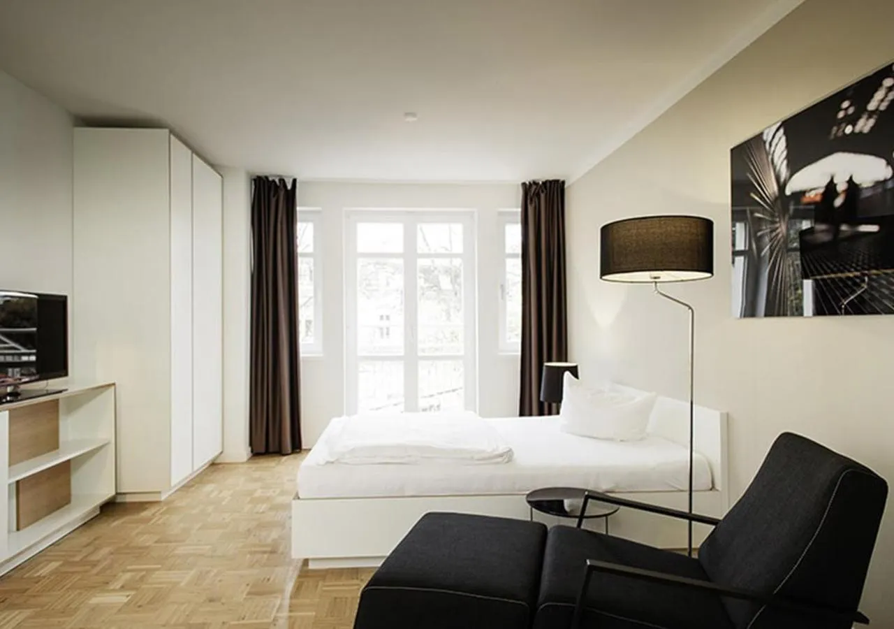 Bed in smartments Hamburg Aussenalster