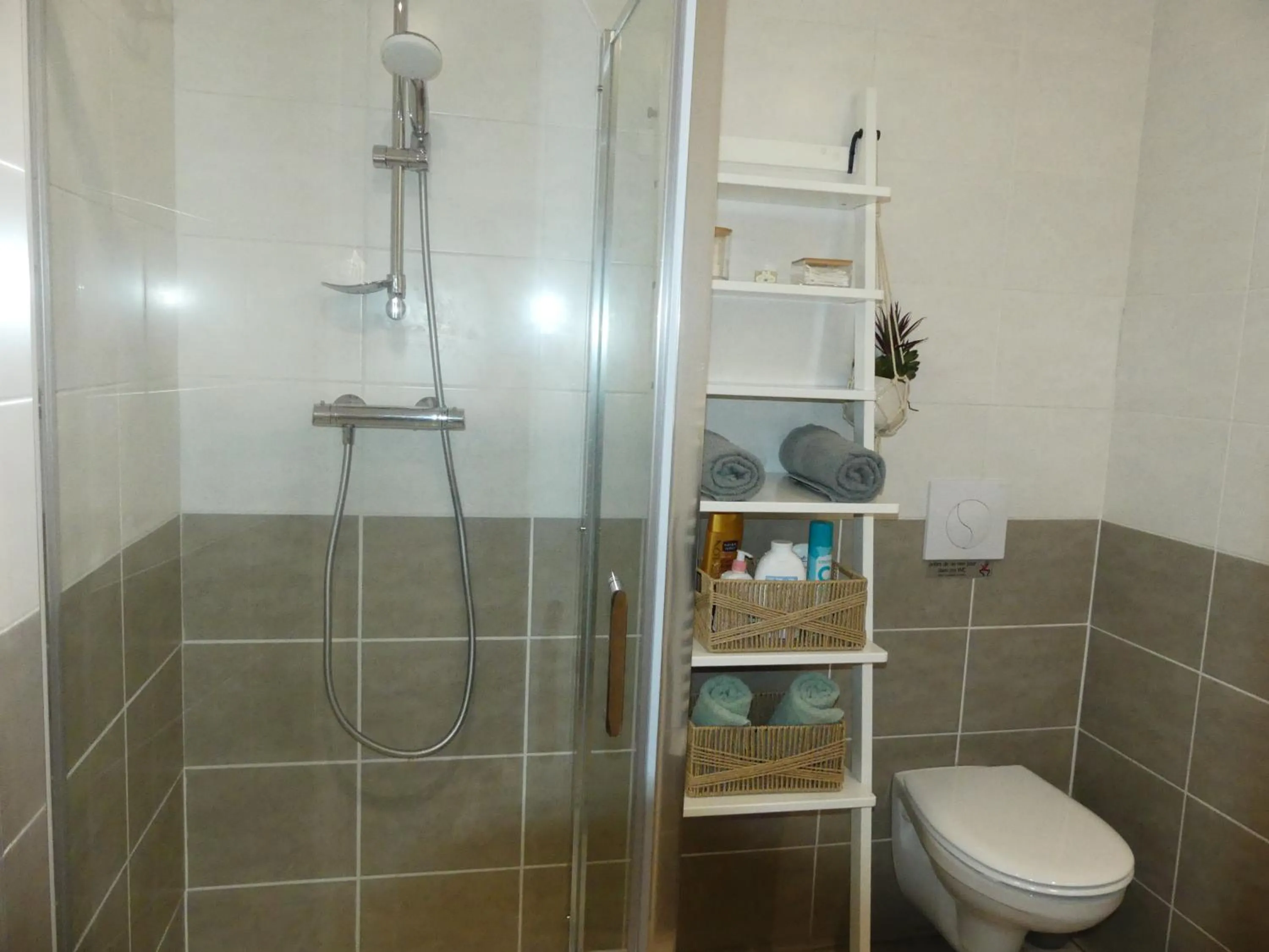 Bathroom in Studios Nuitée en Provence