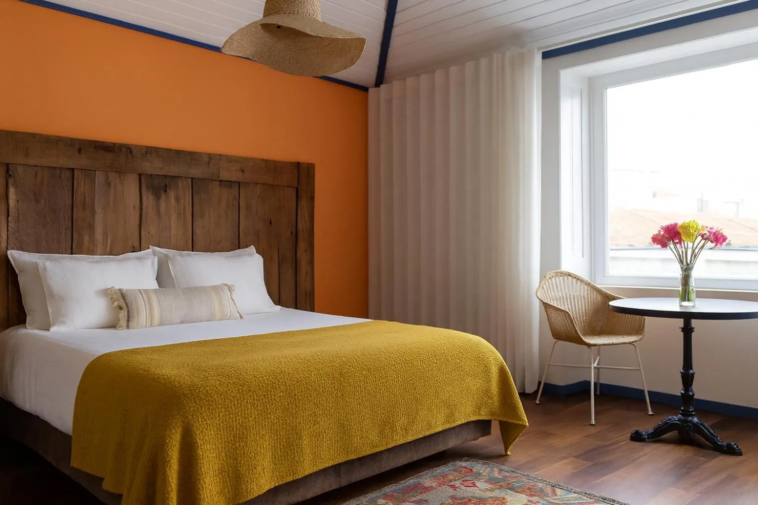 Bedroom, Bed in Miragaia House