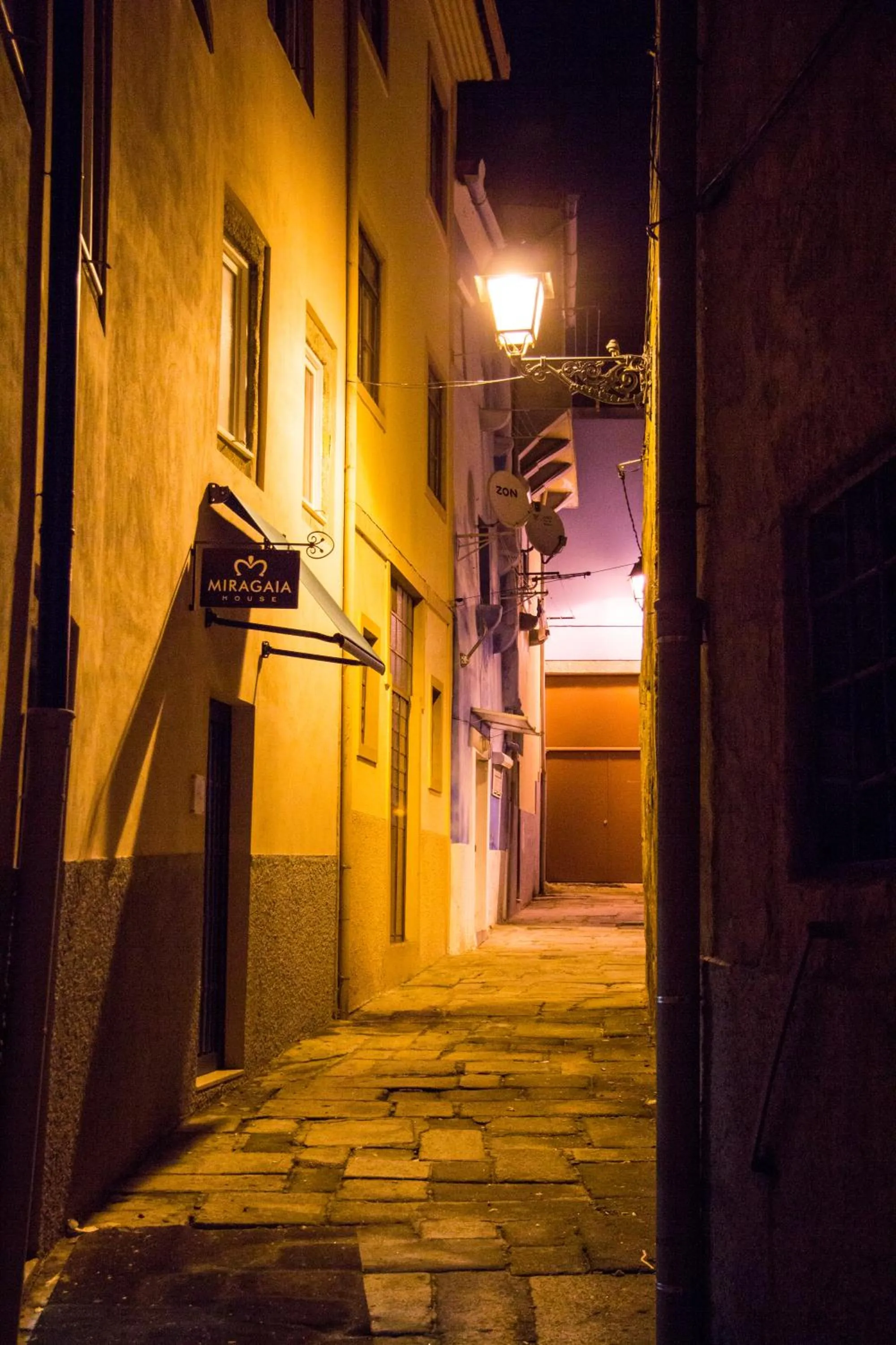 City view in Miragaia House