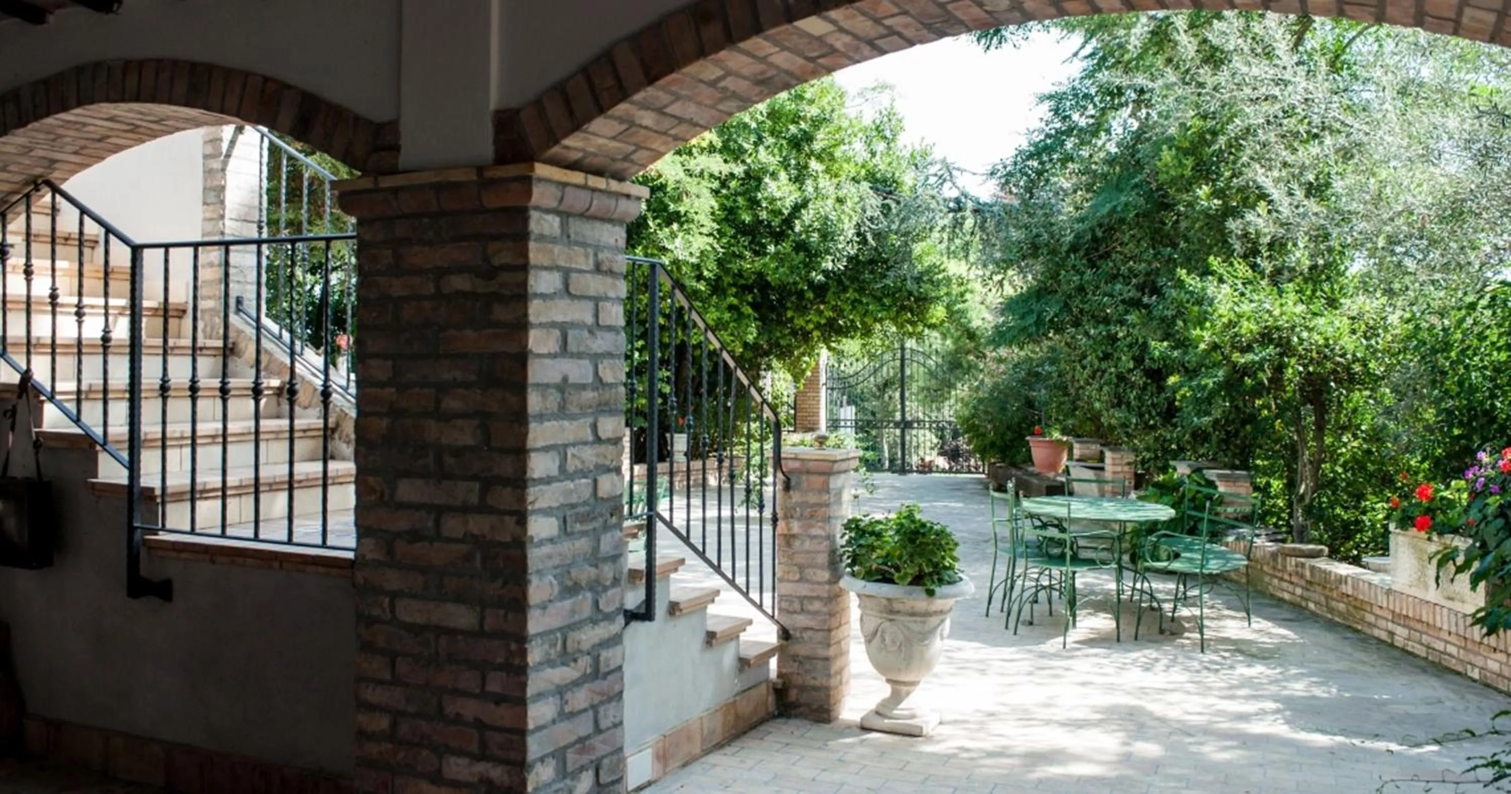 Patio in Villa Anna Savini Casa Vacanze