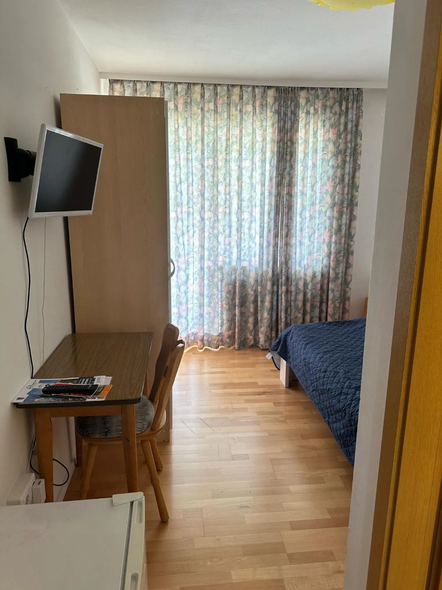 Bedroom, Bed in Gasthof Sonnenheim