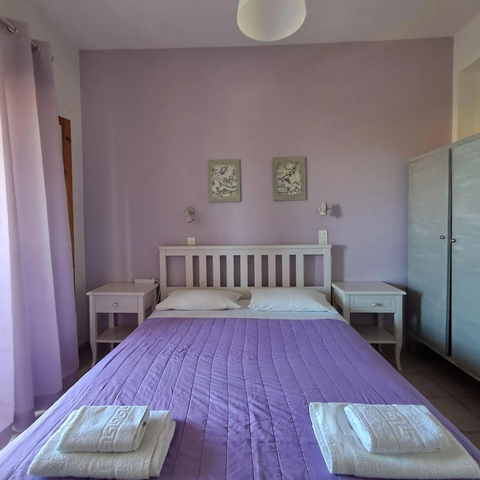 Bedroom, Bed in Olga's Garden Apartments