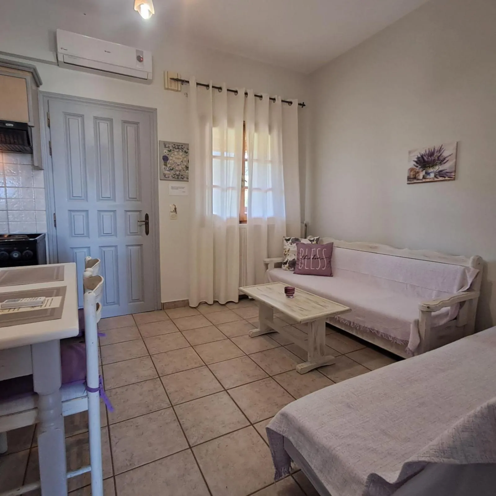 Seating area in Olga's Garden Apartments