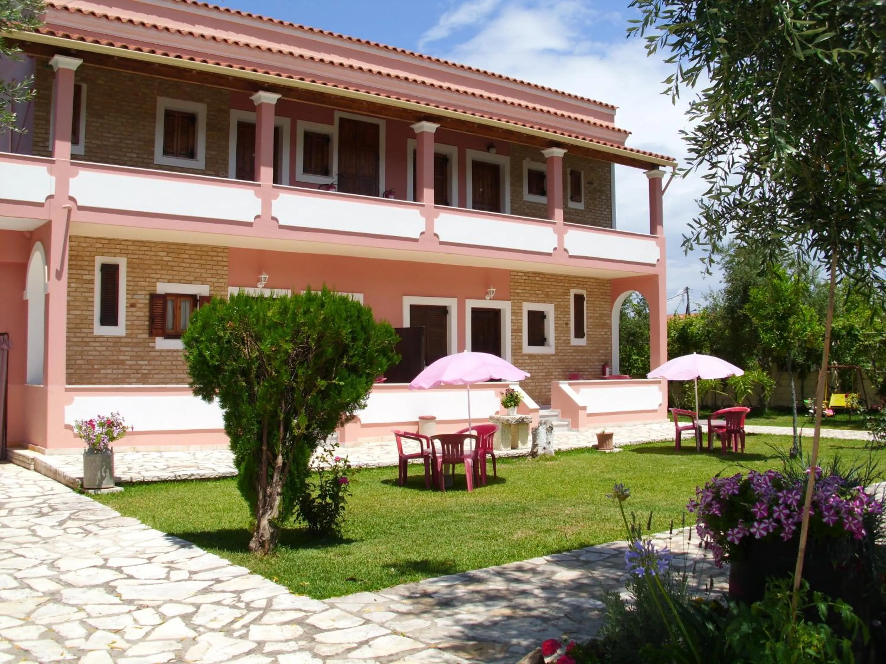 Garden in Olga's Garden Apartments