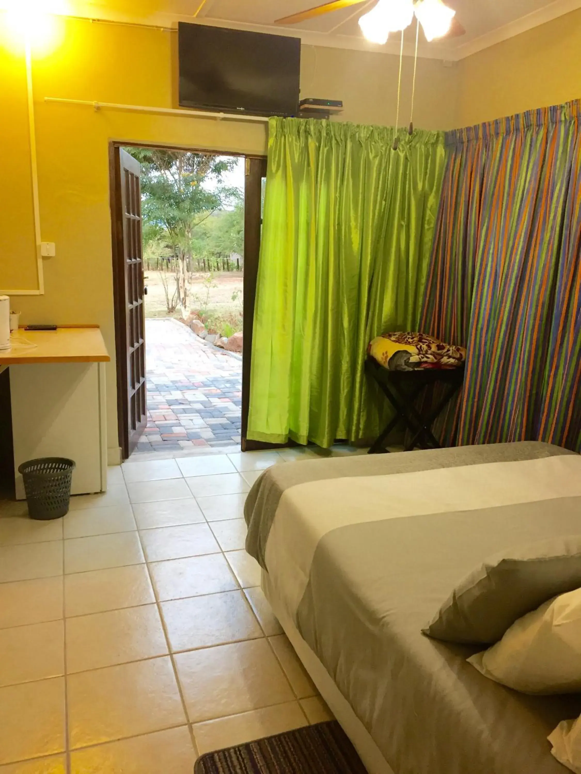 Double Room - single occupancy in Klein Paradys Lodge - Polokwane Double Room - single occupancy in Klein Paradys Lodge - Polokwane