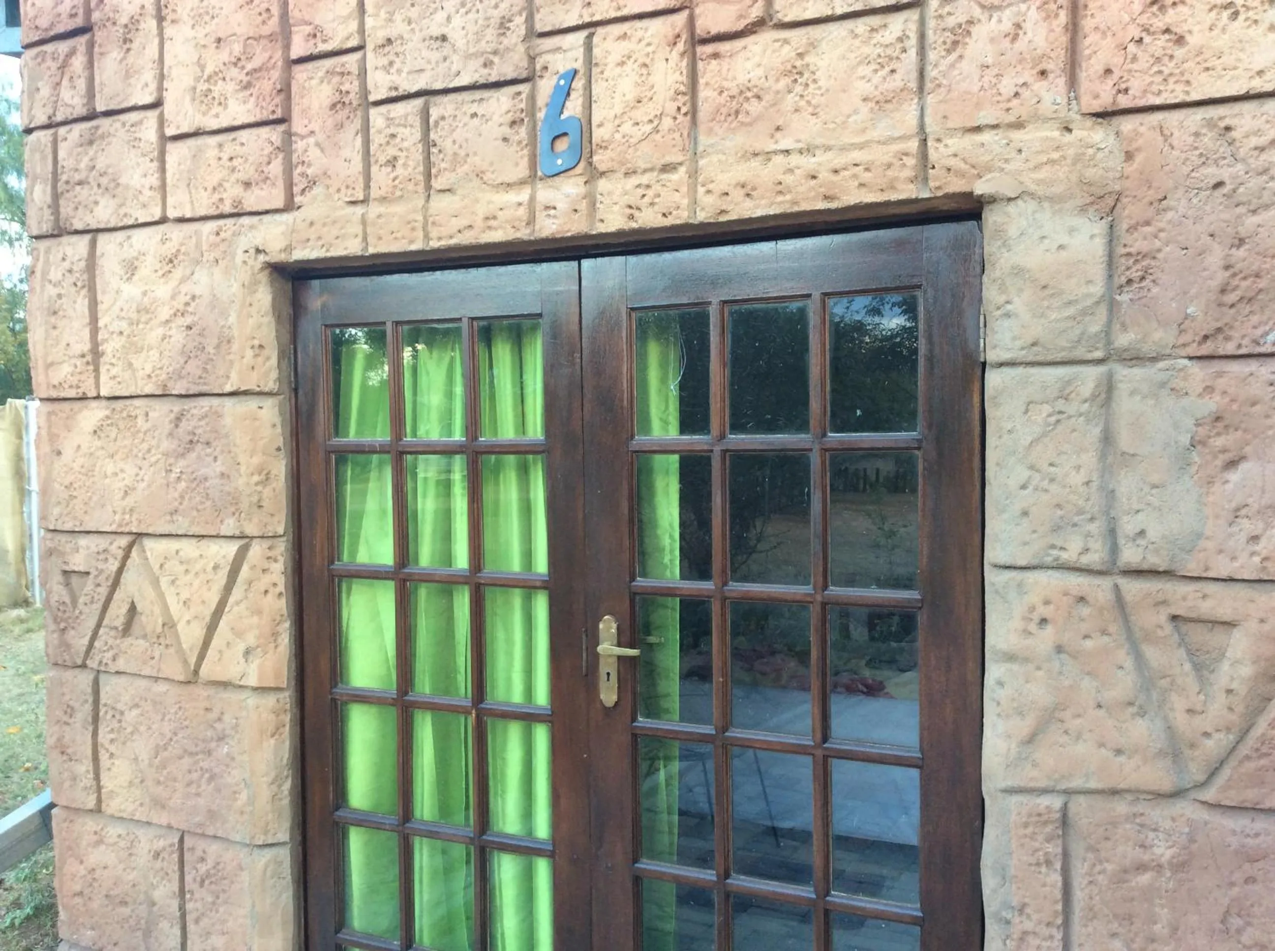 Facade/entrance in Klein Paradys Lodge - Polokwane