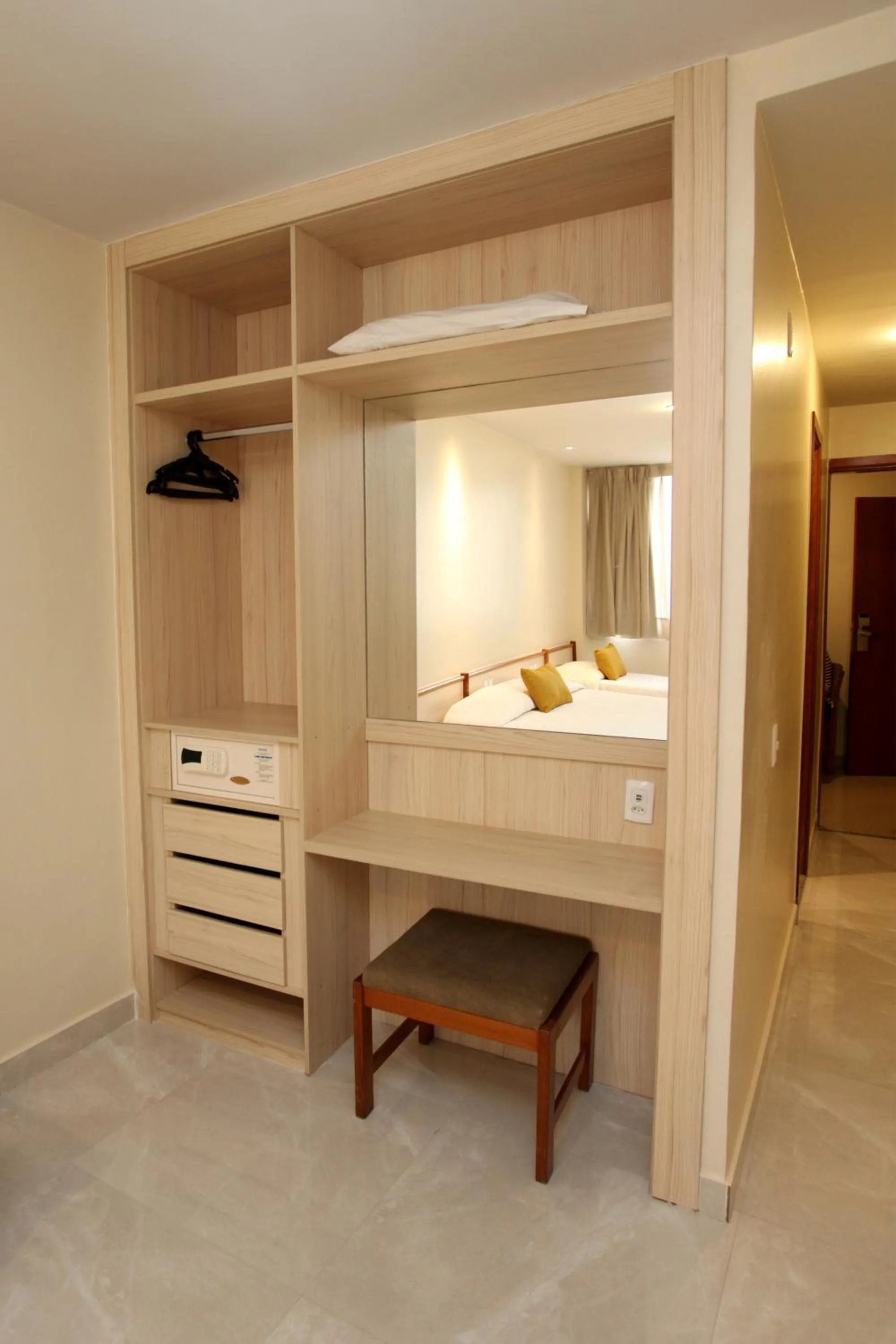 Bed in Mengo Palace Hotel