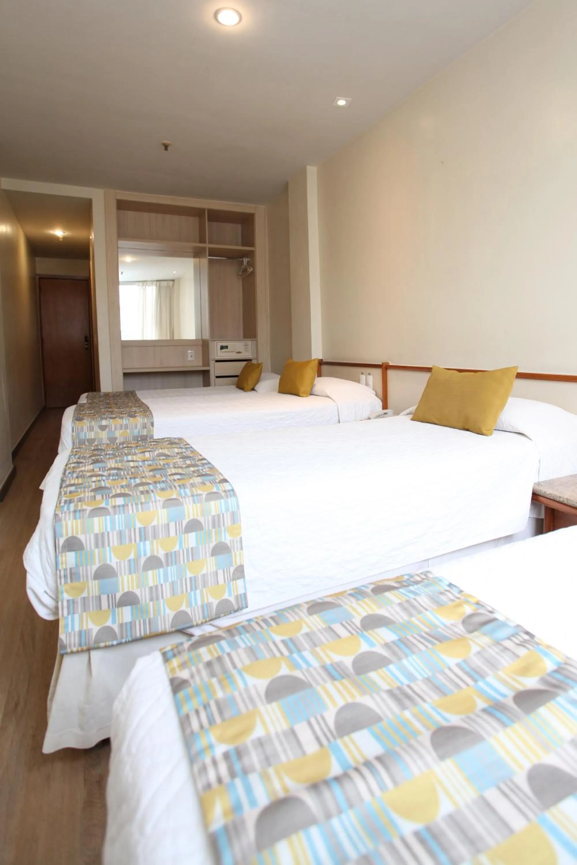 Bed in Mengo Palace Hotel