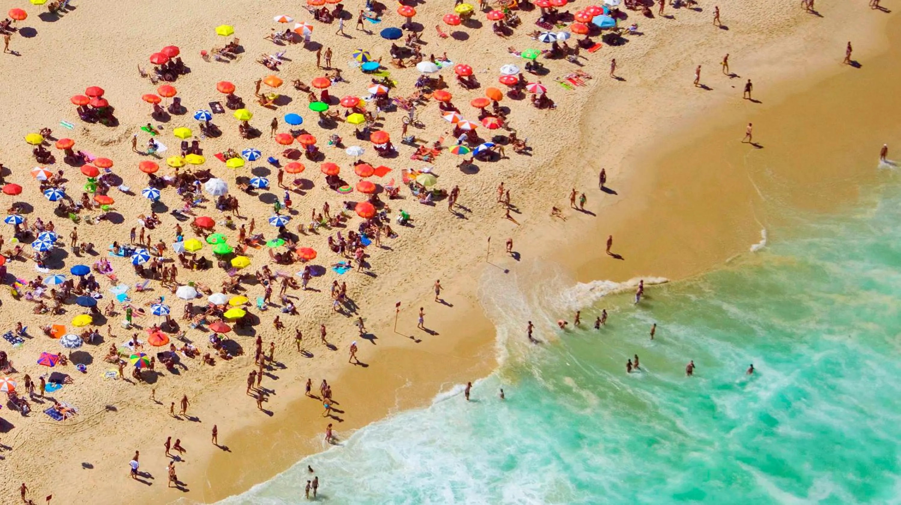 Beach in Mengo Palace Hotel