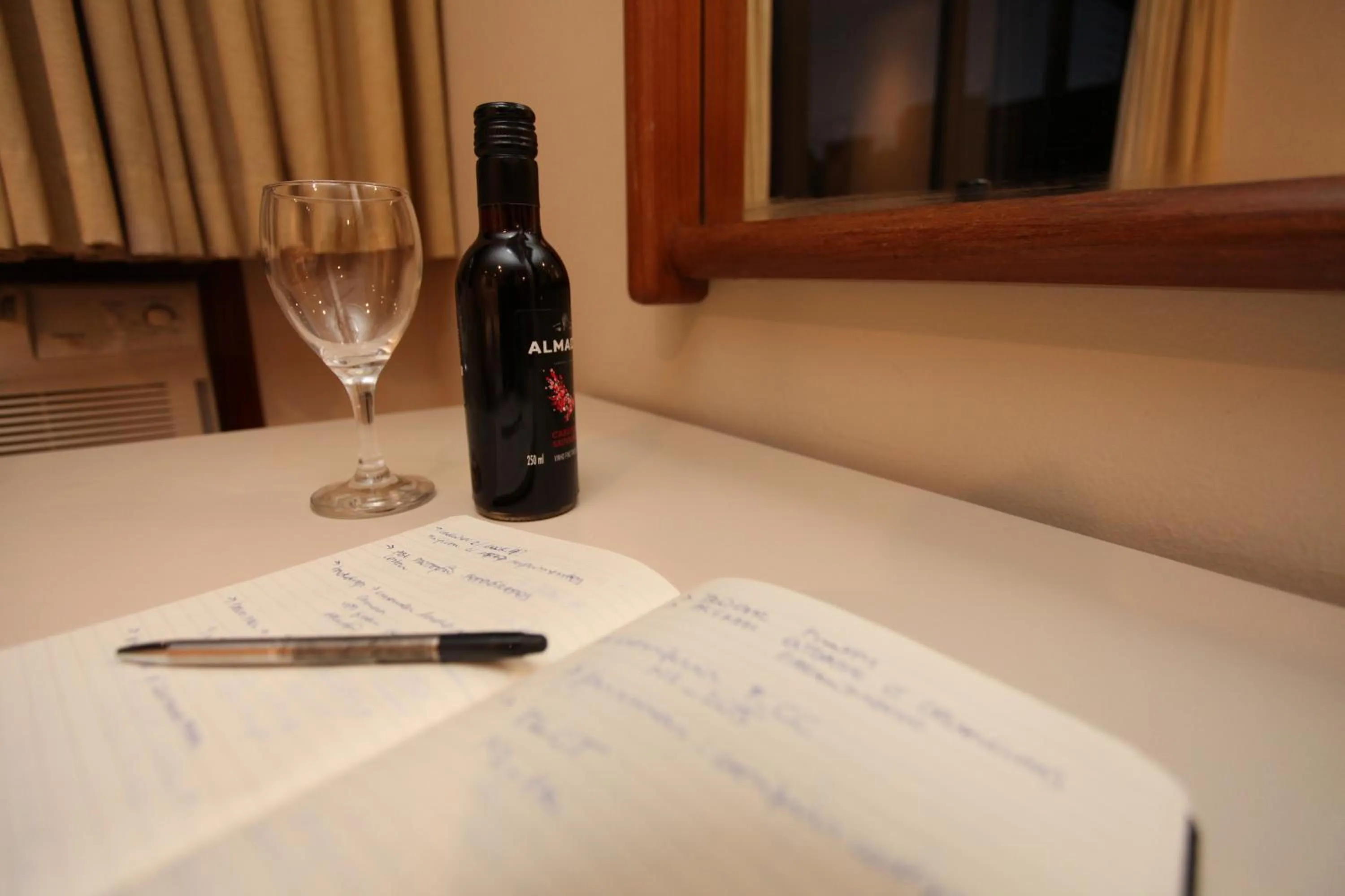 Bed in Mengo Palace Hotel