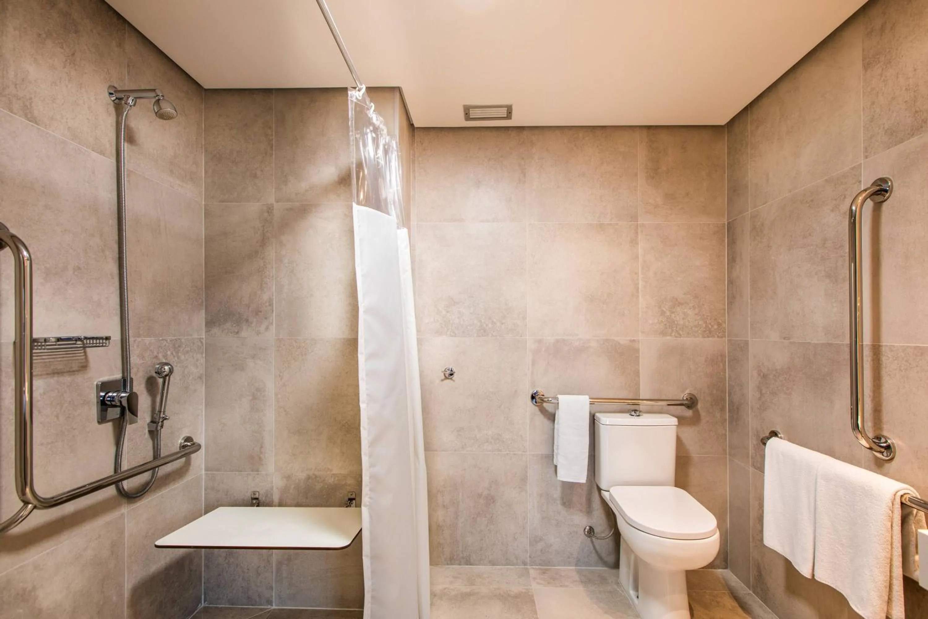 Bathroom in São Paulo Tatuapé Affiliated by Meliá