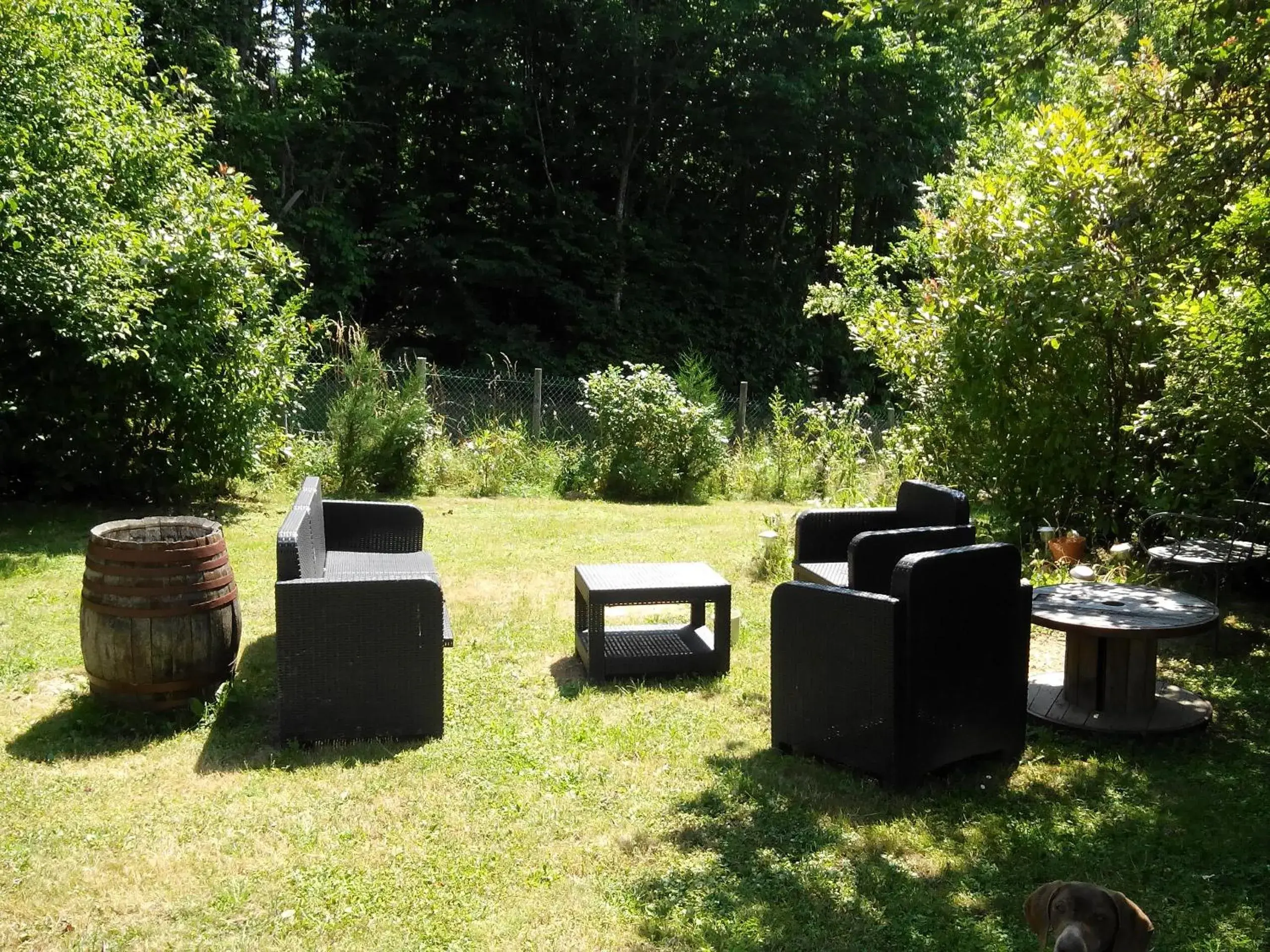 Family Room with Private Bathroom - single occupancy in Le Jardin Ombragé Family Room with Private Bathroom - single occupancy in Le Jardin Ombragé