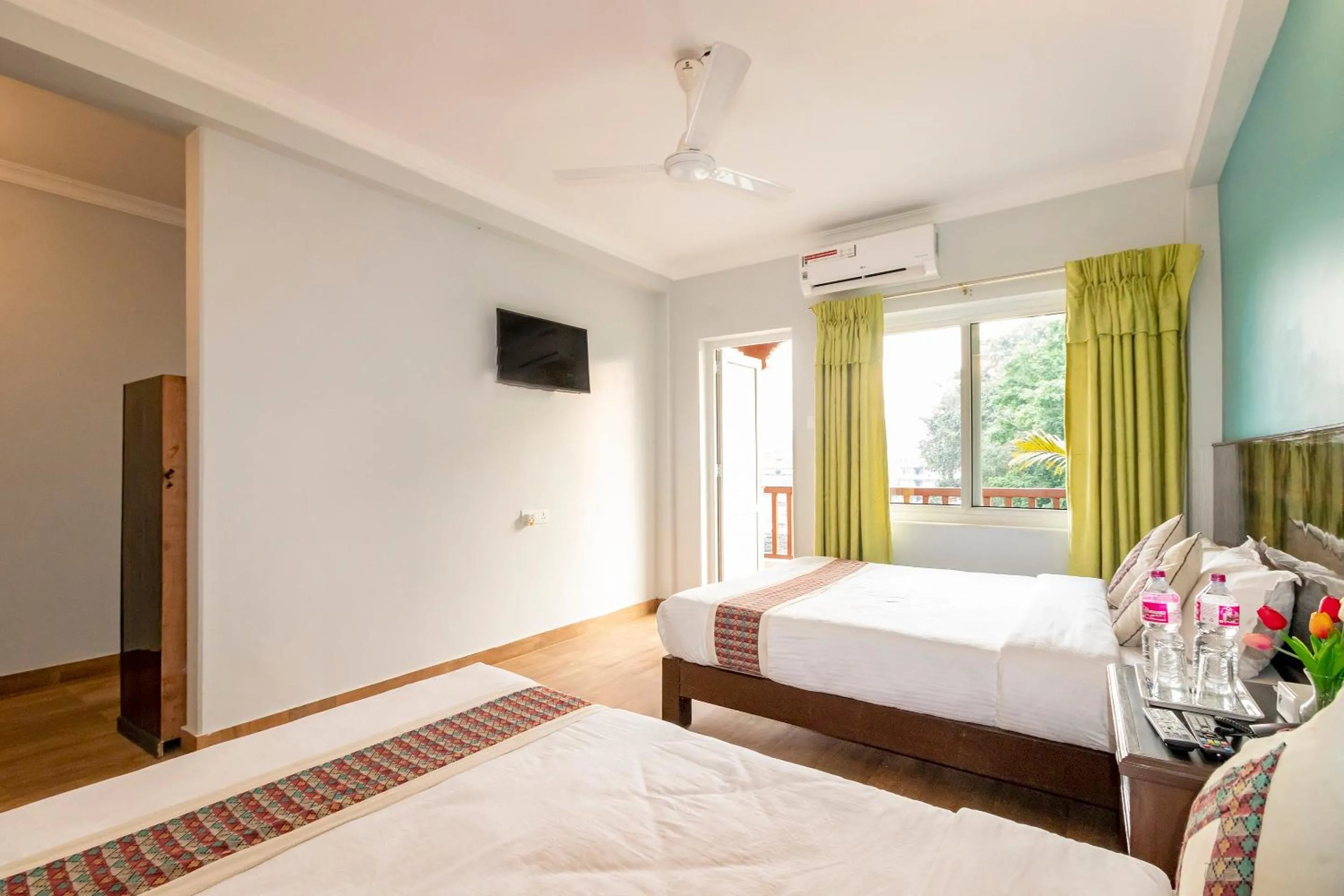 Bedroom, Bed in OYO 254 White House Inn