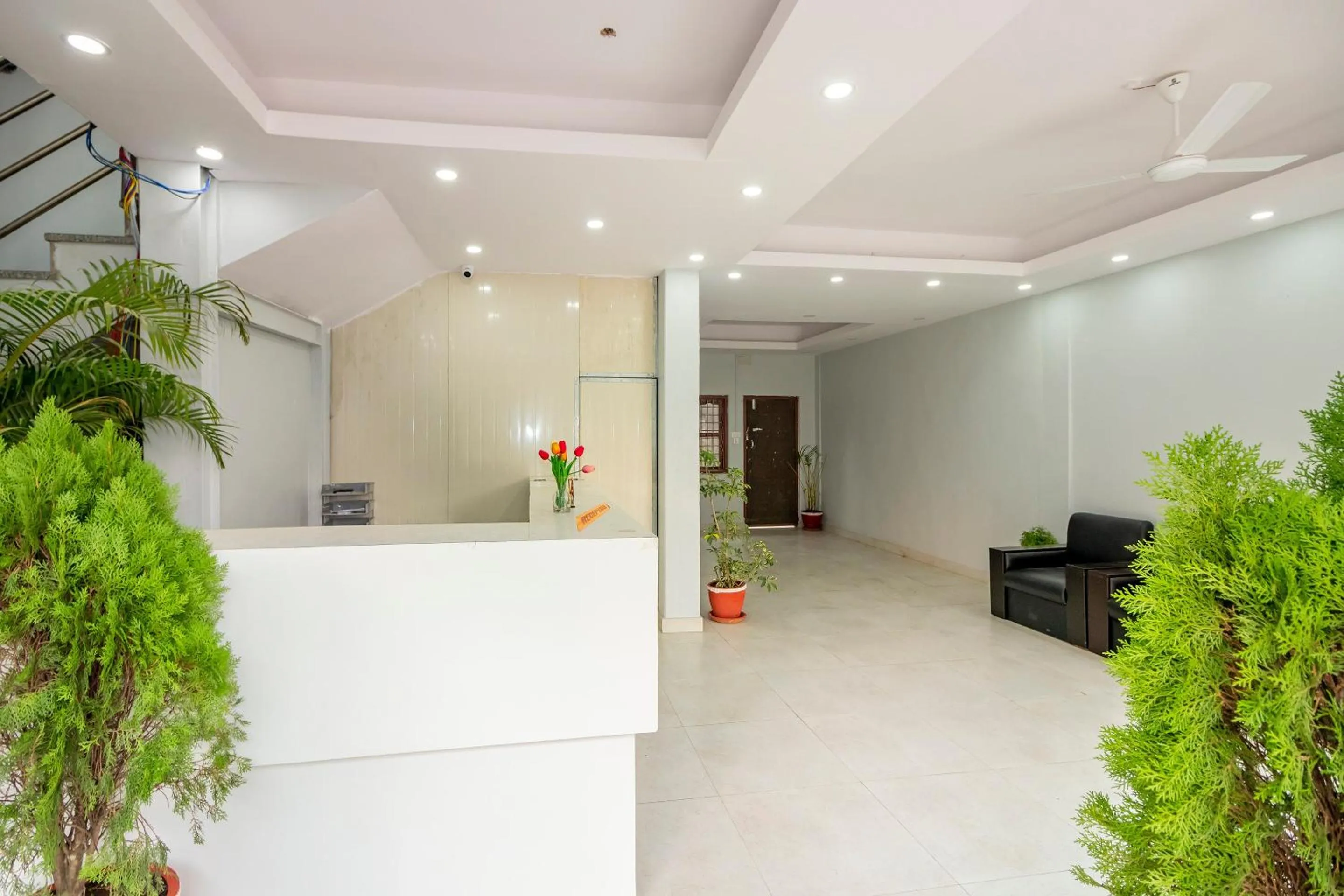 Lobby or reception in OYO 254 White House Inn