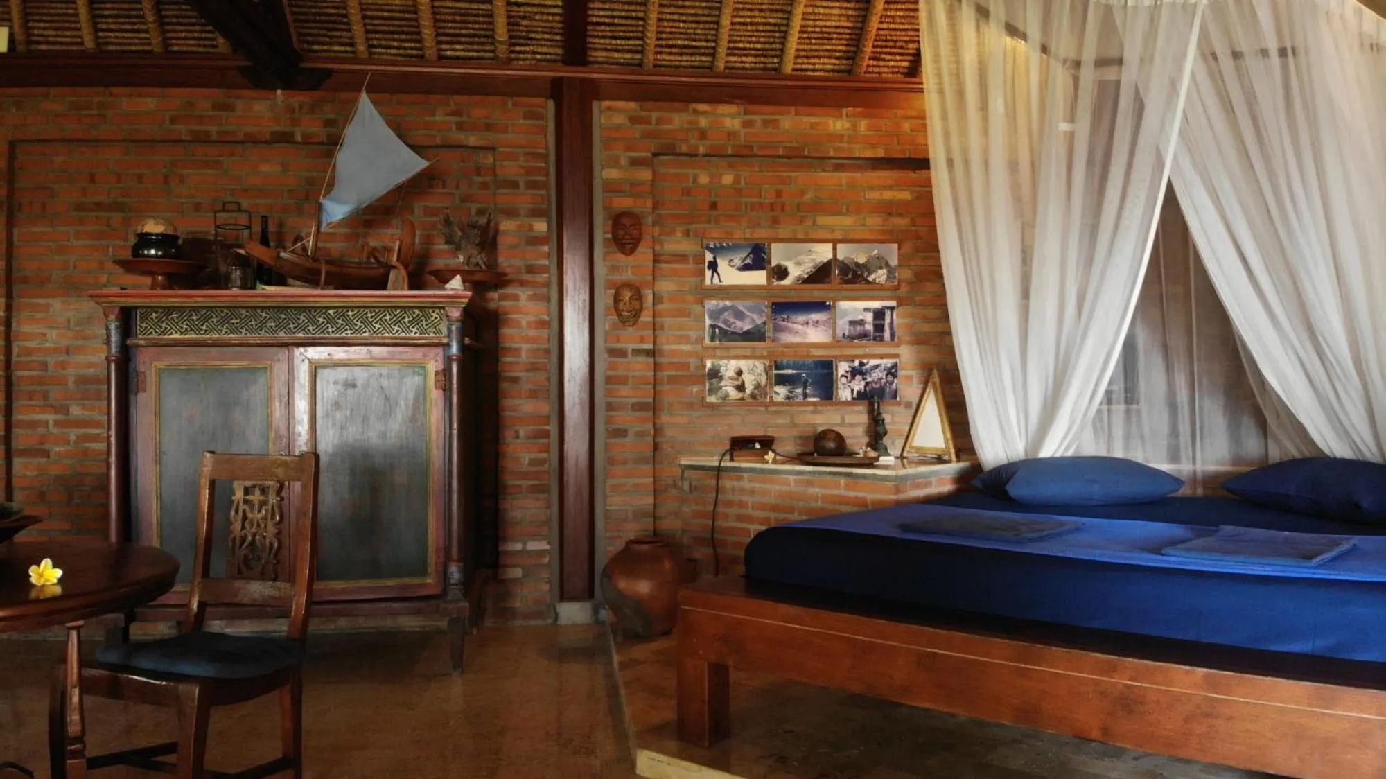 Living room, Bed in Ciliks Beach Garden