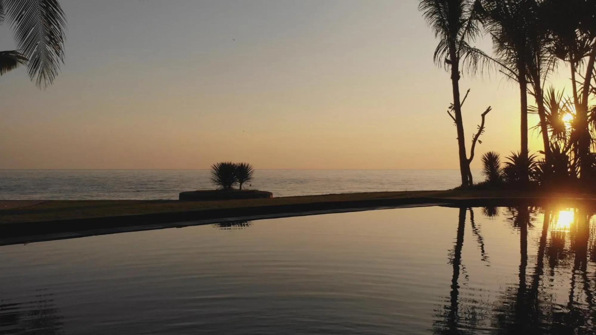 Swimming pool in Ciliks Beach Garden