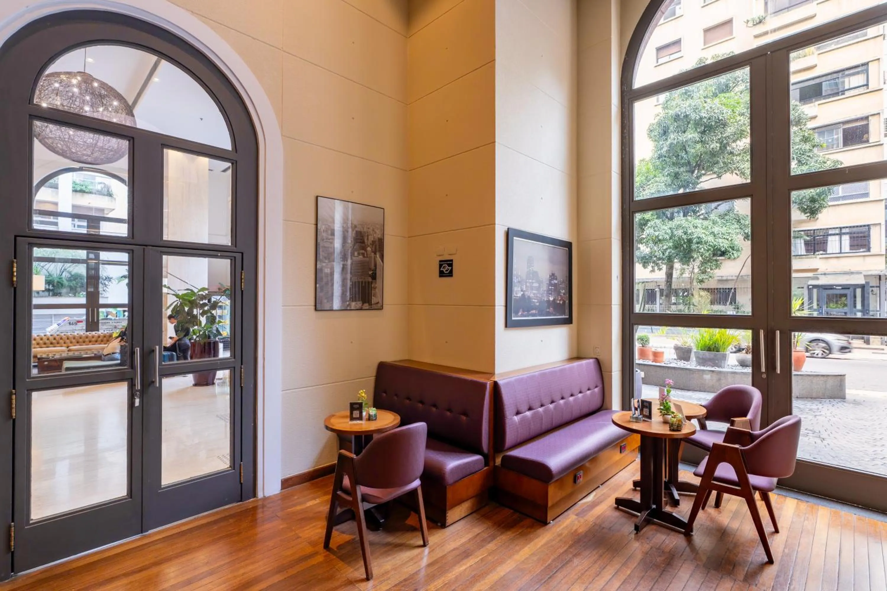 Decorative detail in Intercity São Paulo Paulista