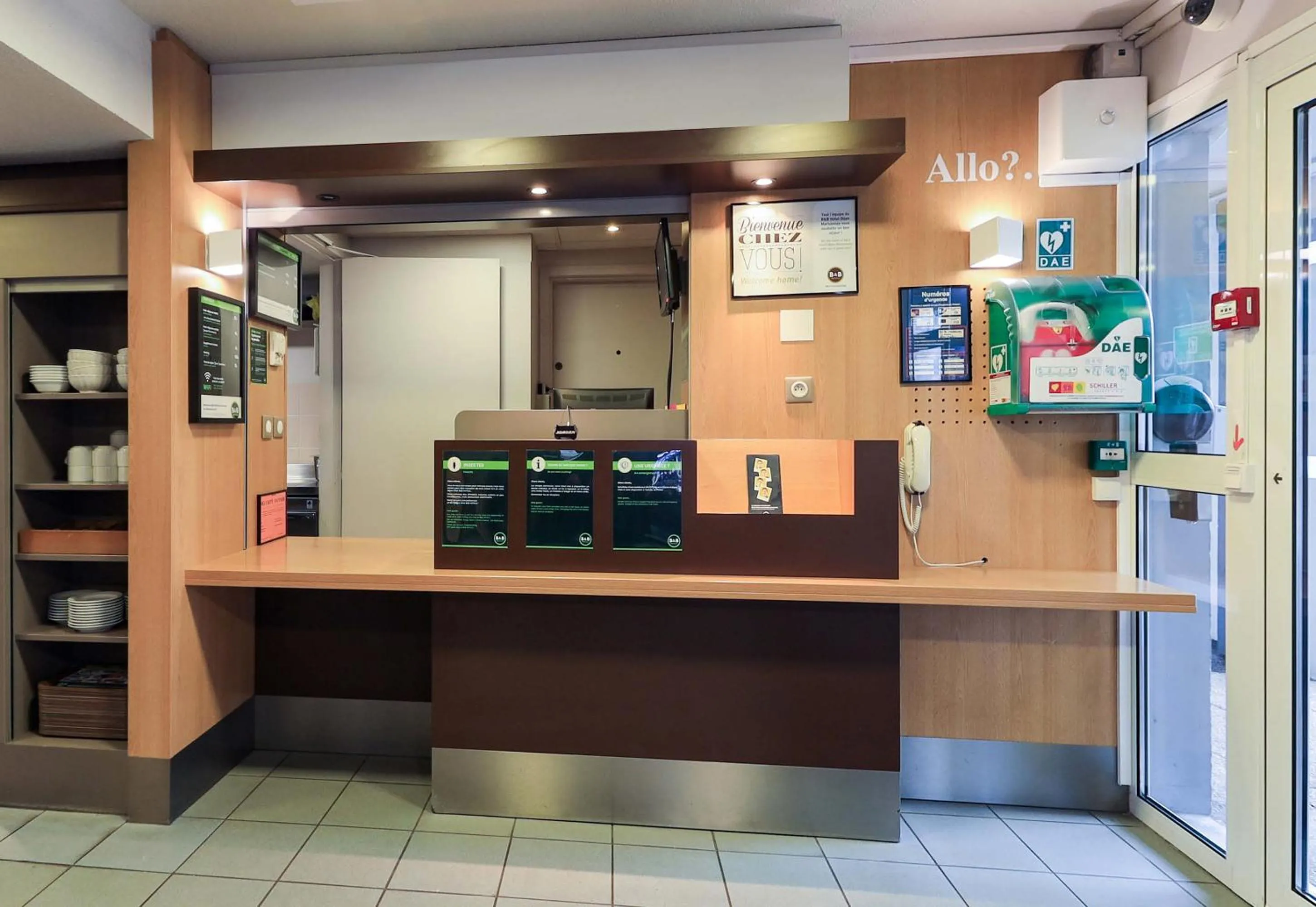 Lobby or reception in B&B HOTEL Dijon Marsannay
