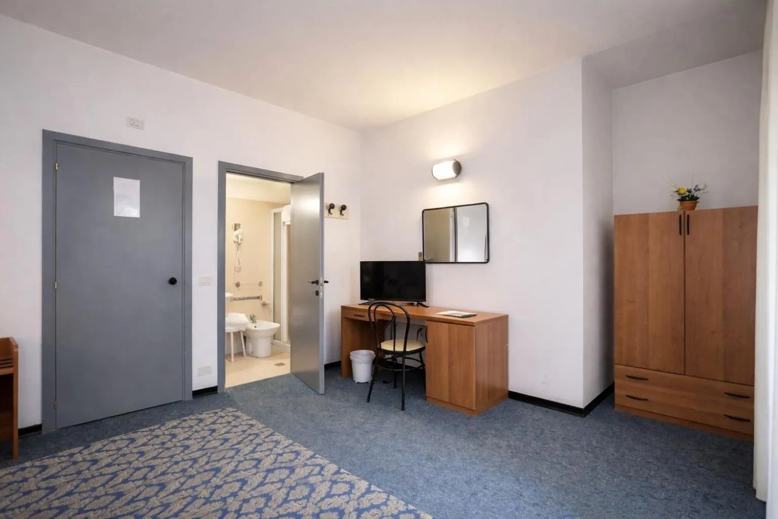 Bed in Hotel Granducato