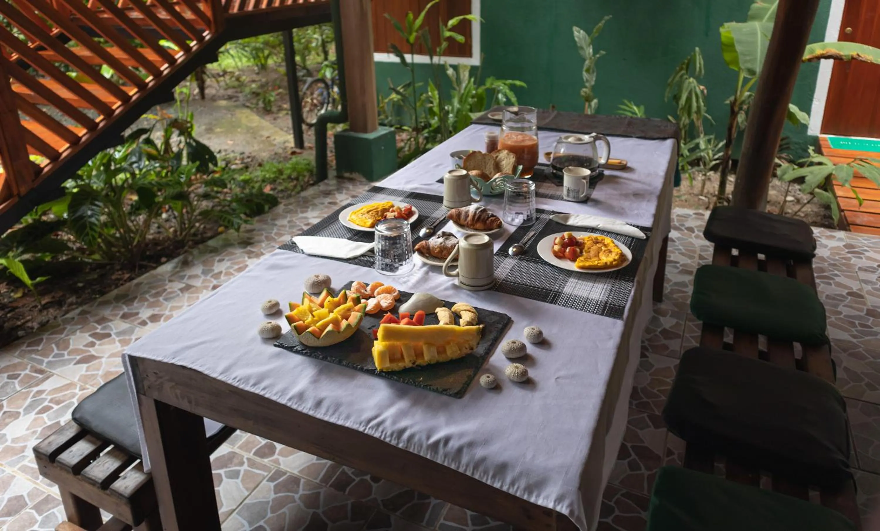 Garden view in The Green Jungle & Tree House Caribe