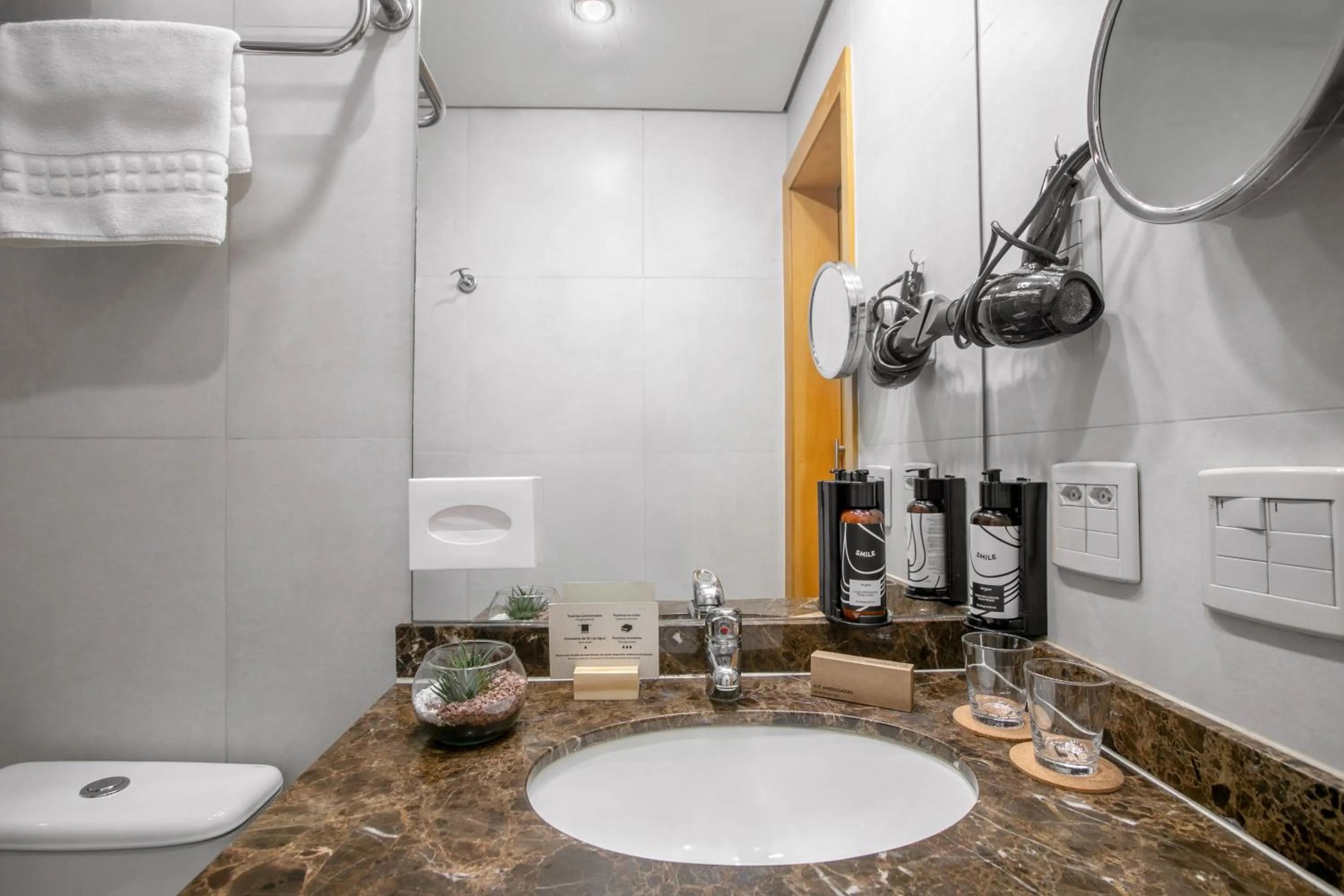 Bathroom in INNSiDE by Meliá São Paulo Higienópolis