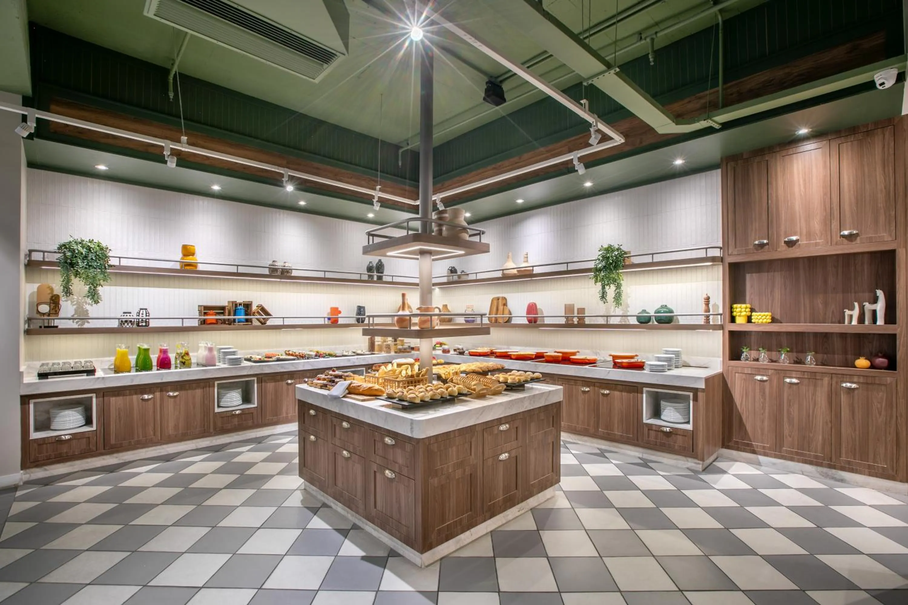 Restaurant/places to eat in INNSiDE by Meliá São Paulo Higienópolis