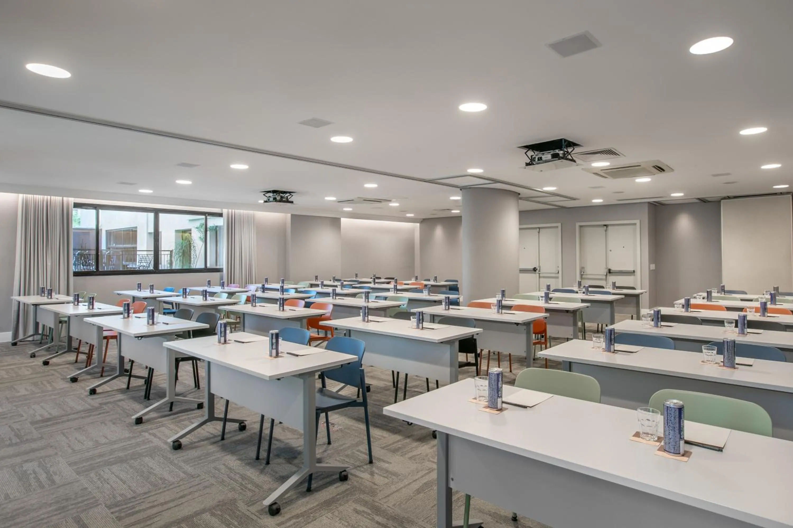Meeting/conference room in INNSiDE by Meliá São Paulo Higienópolis