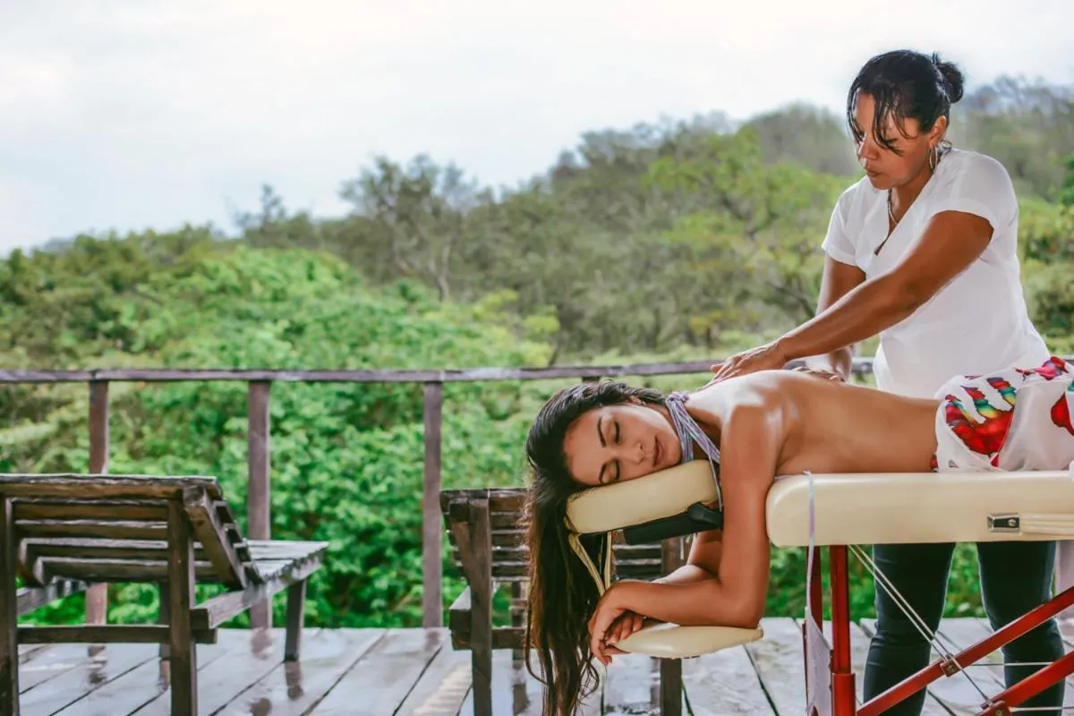 Massage in Vida Aventura Ranch
