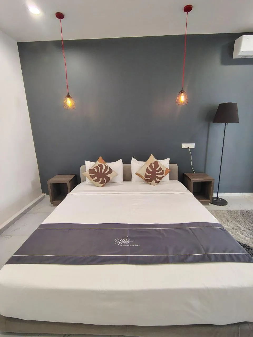 Bed in White Boutique Hotel and Residences