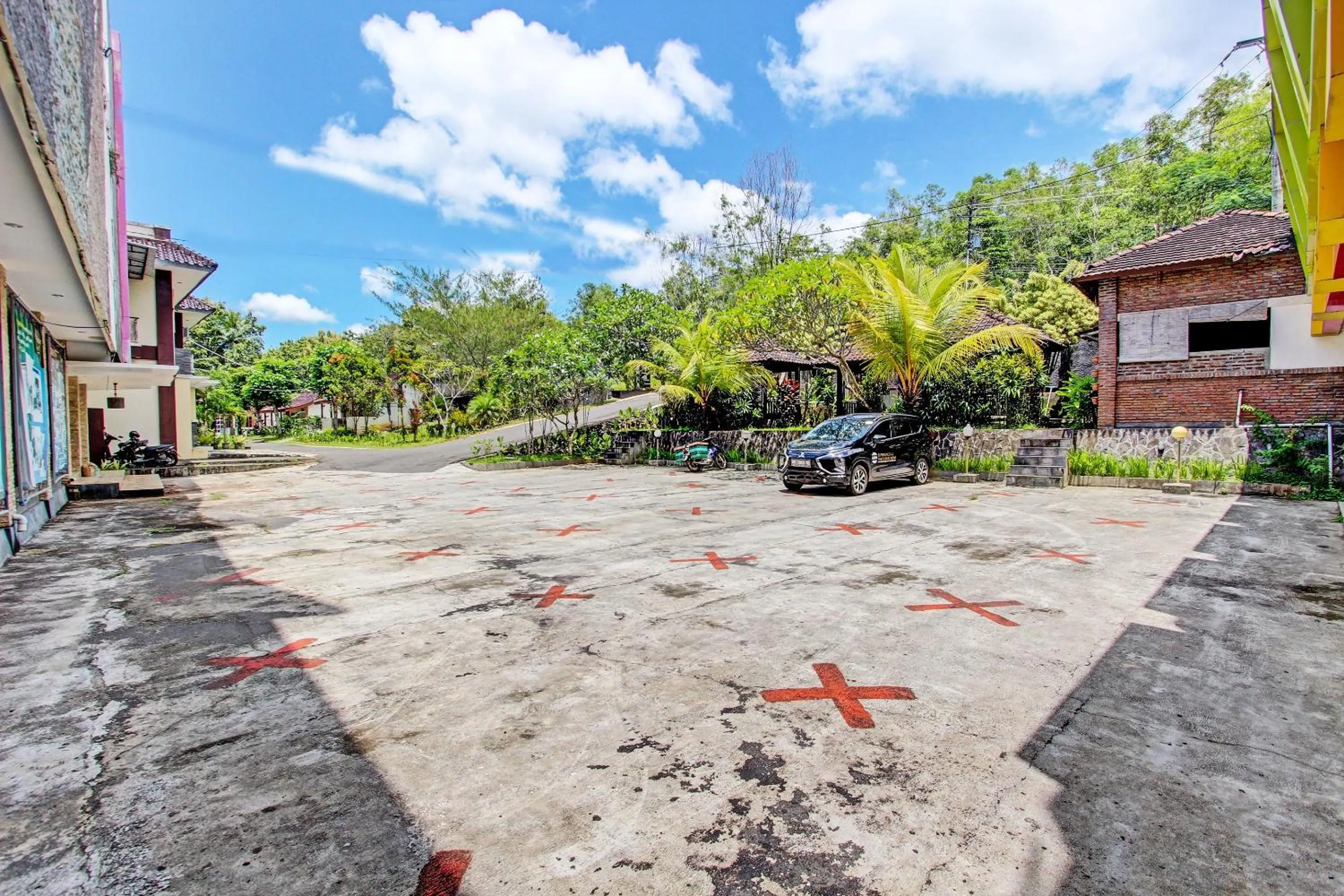 Lobby or reception in Collection O Gunung Kidul Near Pindul Cave Formerly Orchid Hotel