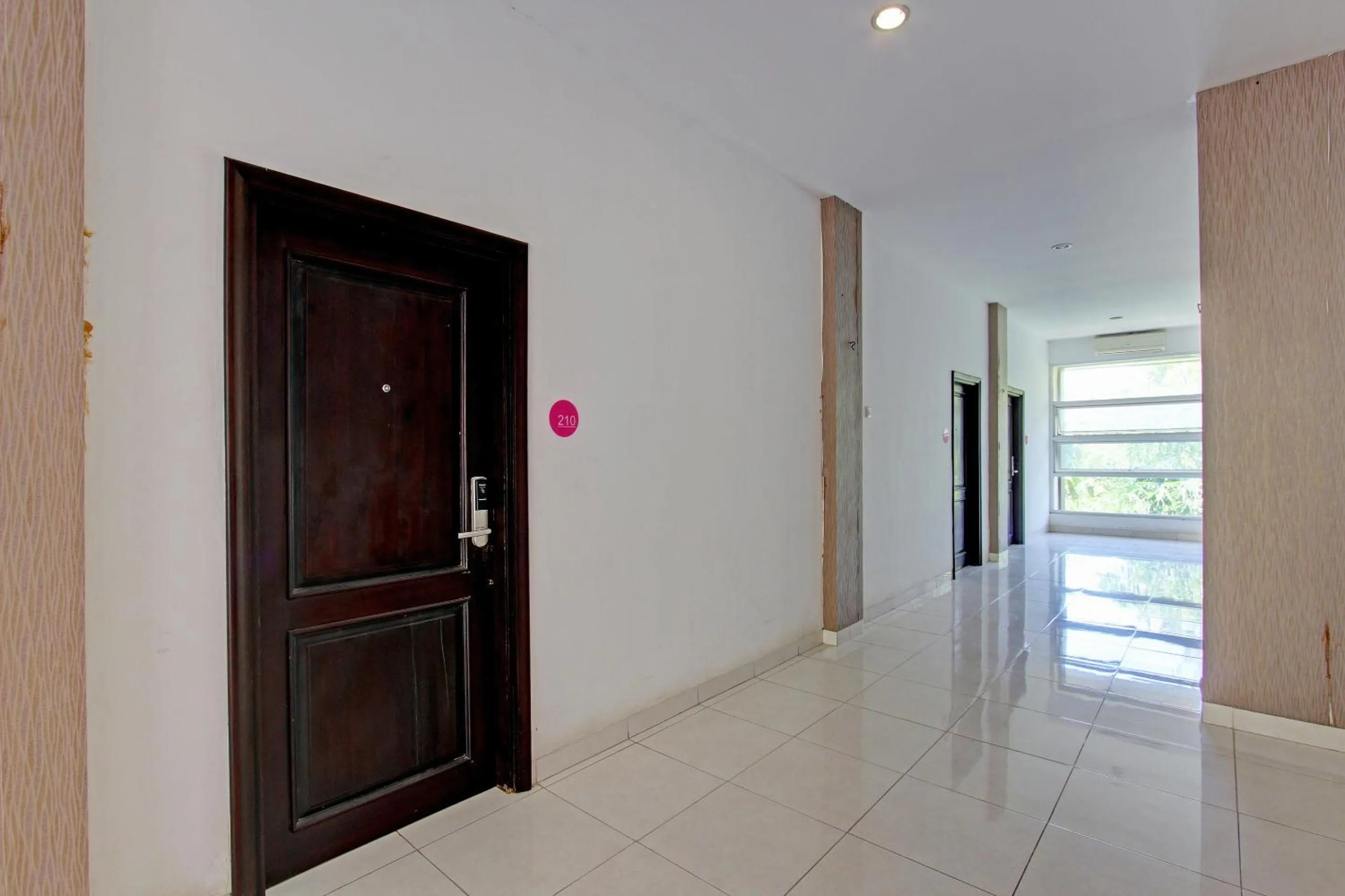 Lobby or reception in Collection O Gunung Kidul Near Pindul Cave Formerly Orchid Hotel