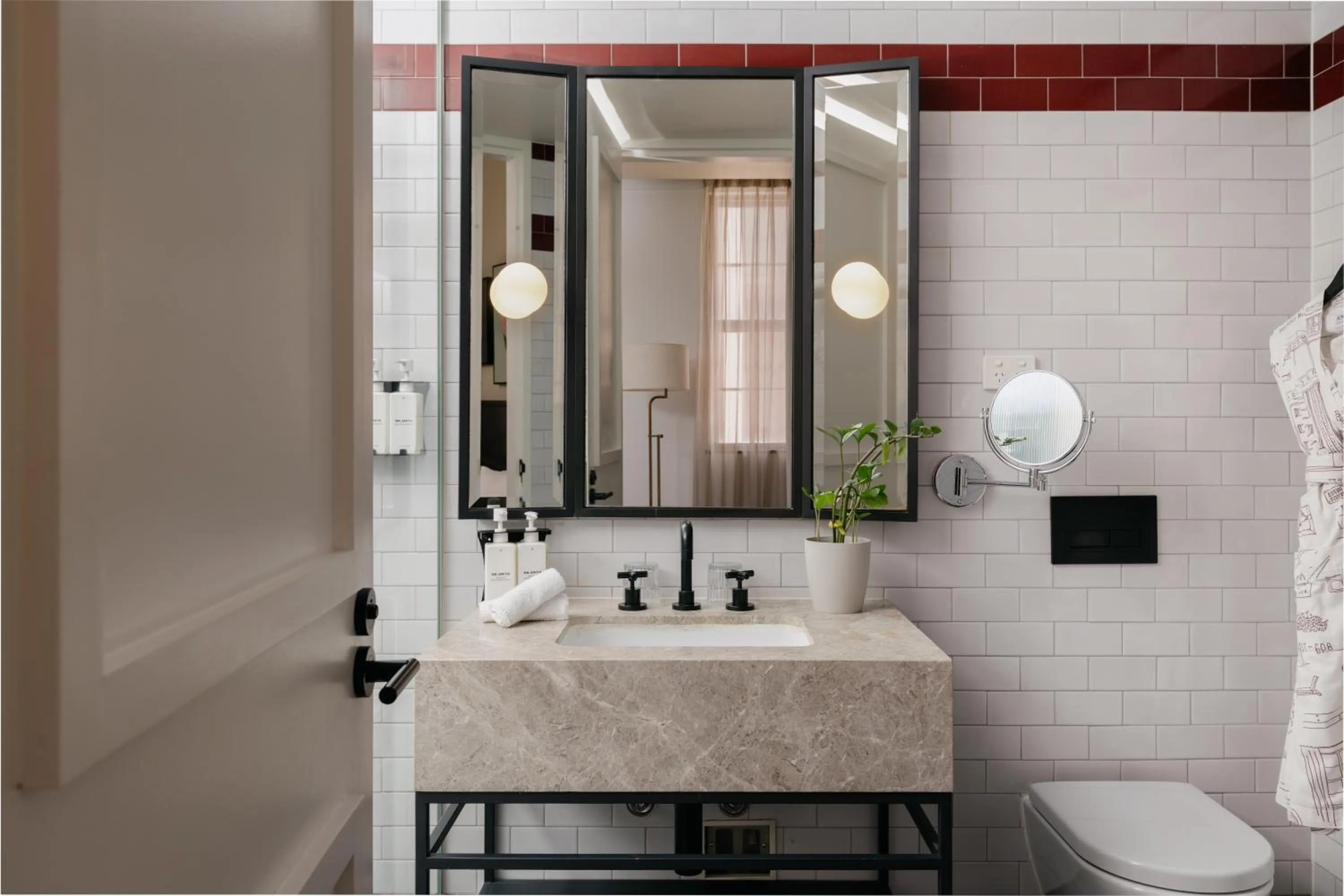 Bathroom in Kimpton Margot Sydney by IHG