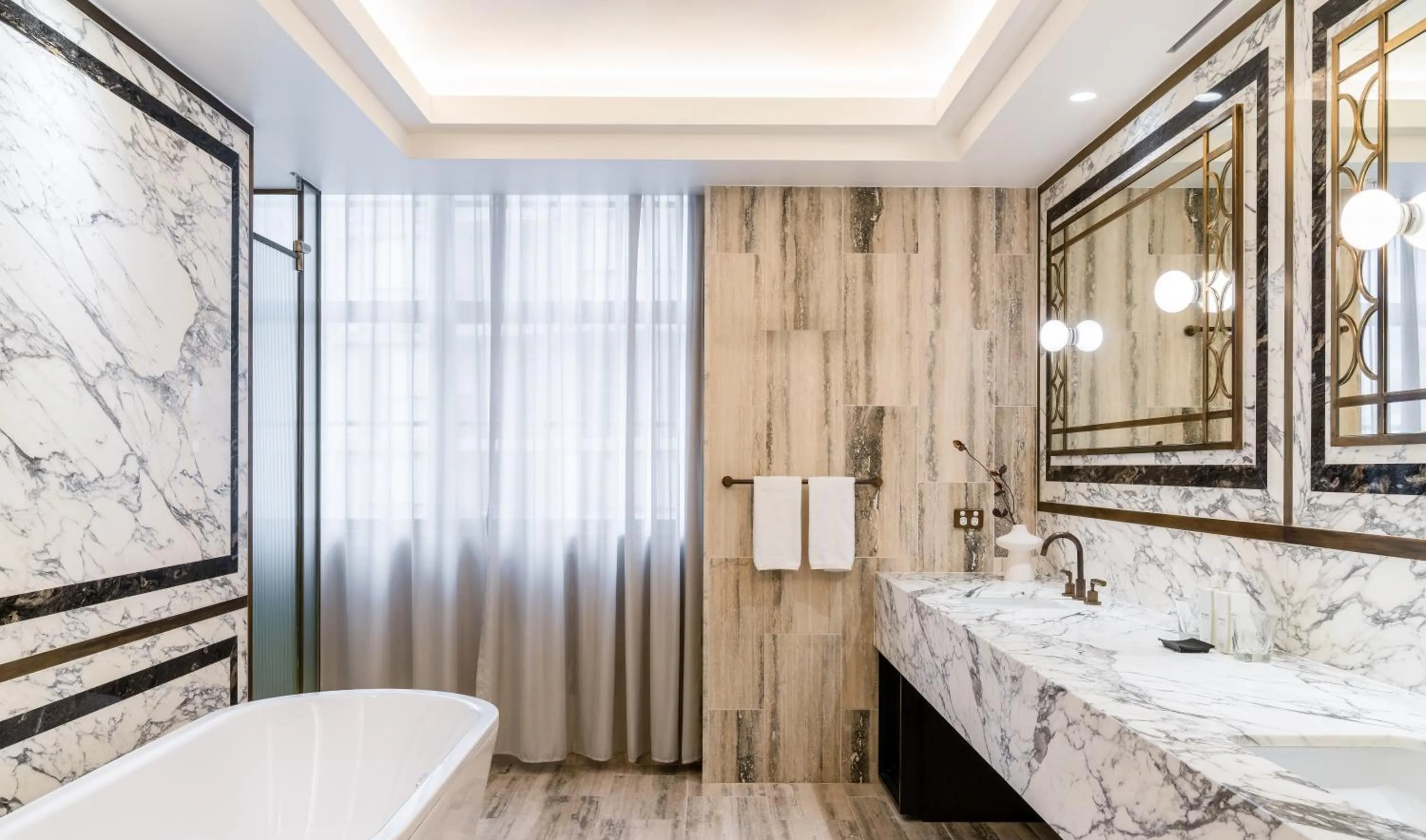 Bathroom in Kimpton Margot Sydney by IHG