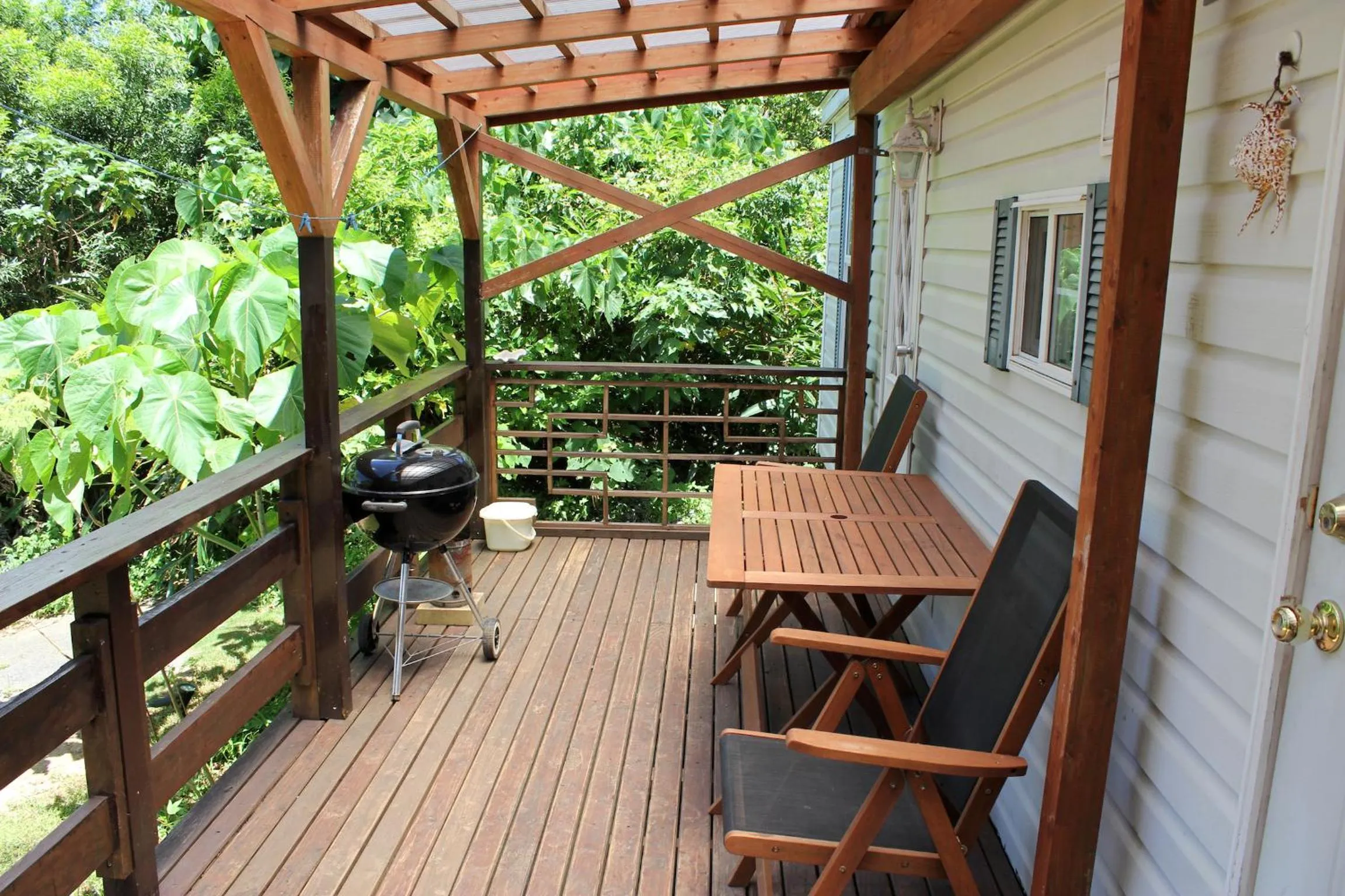 BBQ facilities in PANORAMA Ocean View Cottage