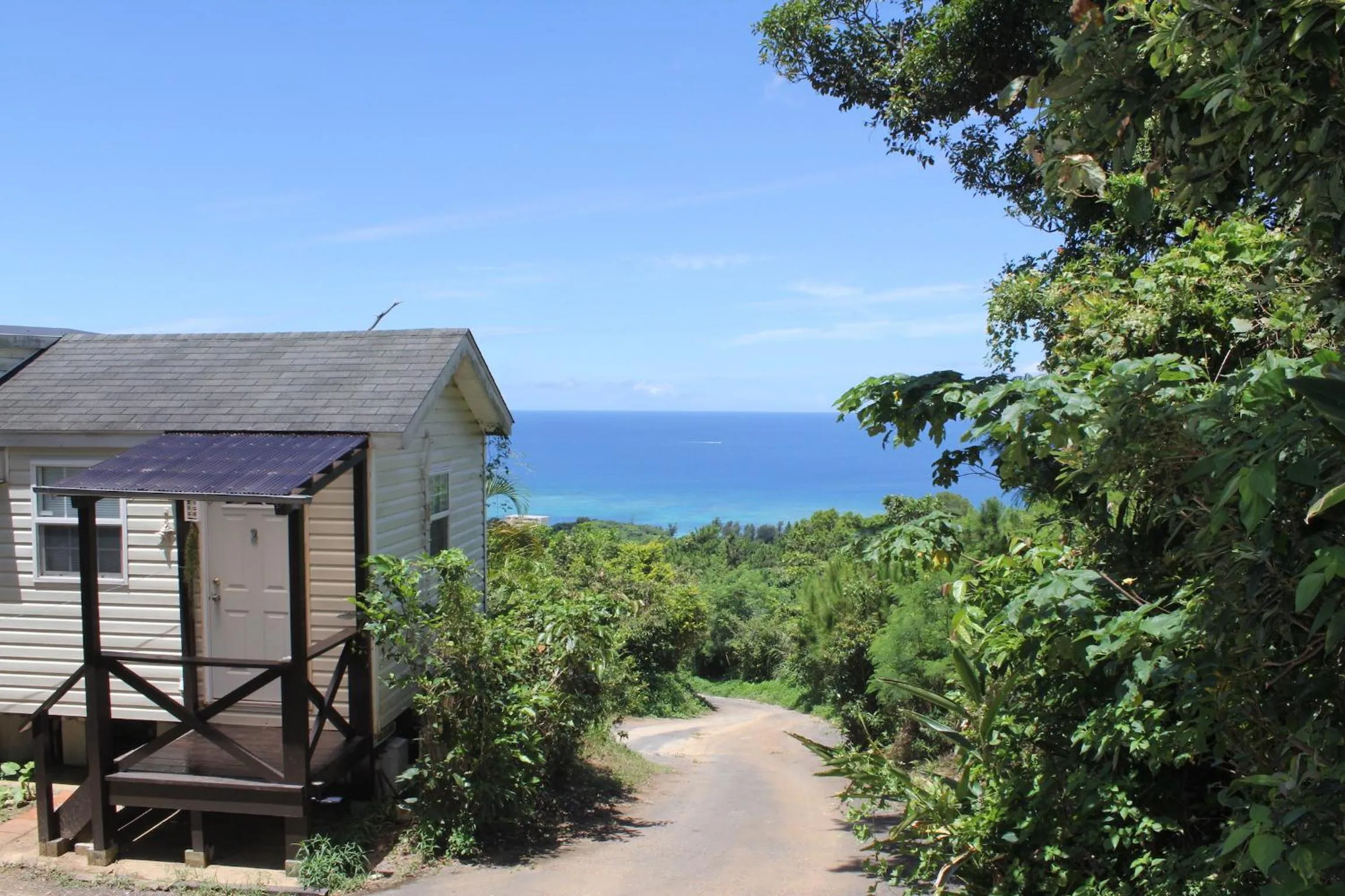 Facade/entrance in PANORAMA Ocean View Cottage