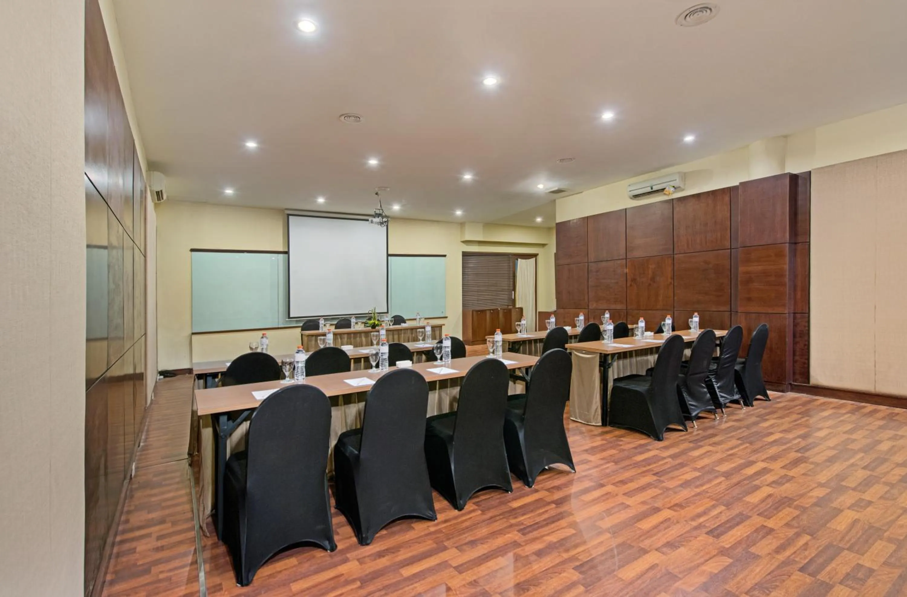 Meeting/conference room in Whiz Prime Hotel Darmo Harapan Surabaya