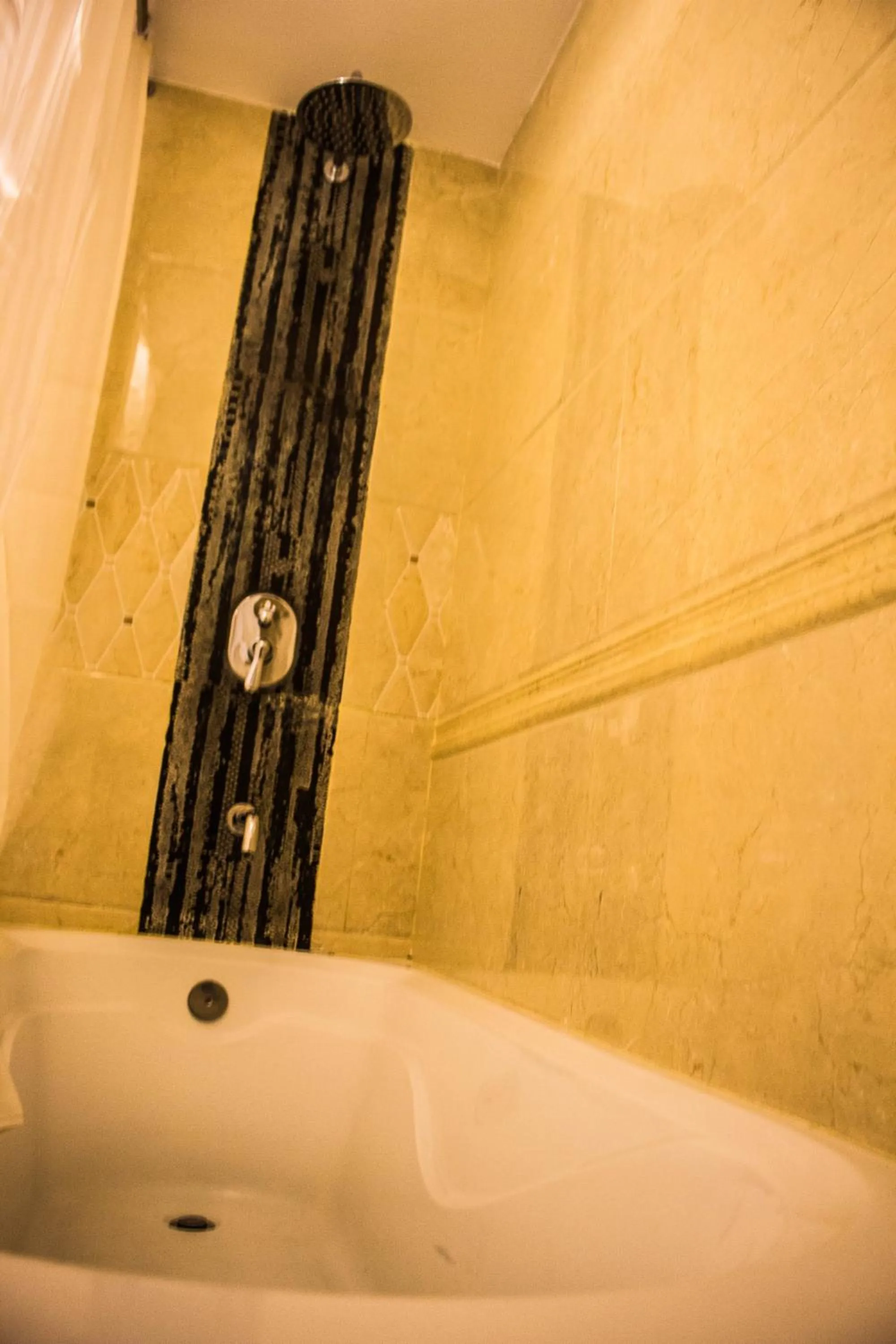 Bathroom in Hotel Bengal Canary Park