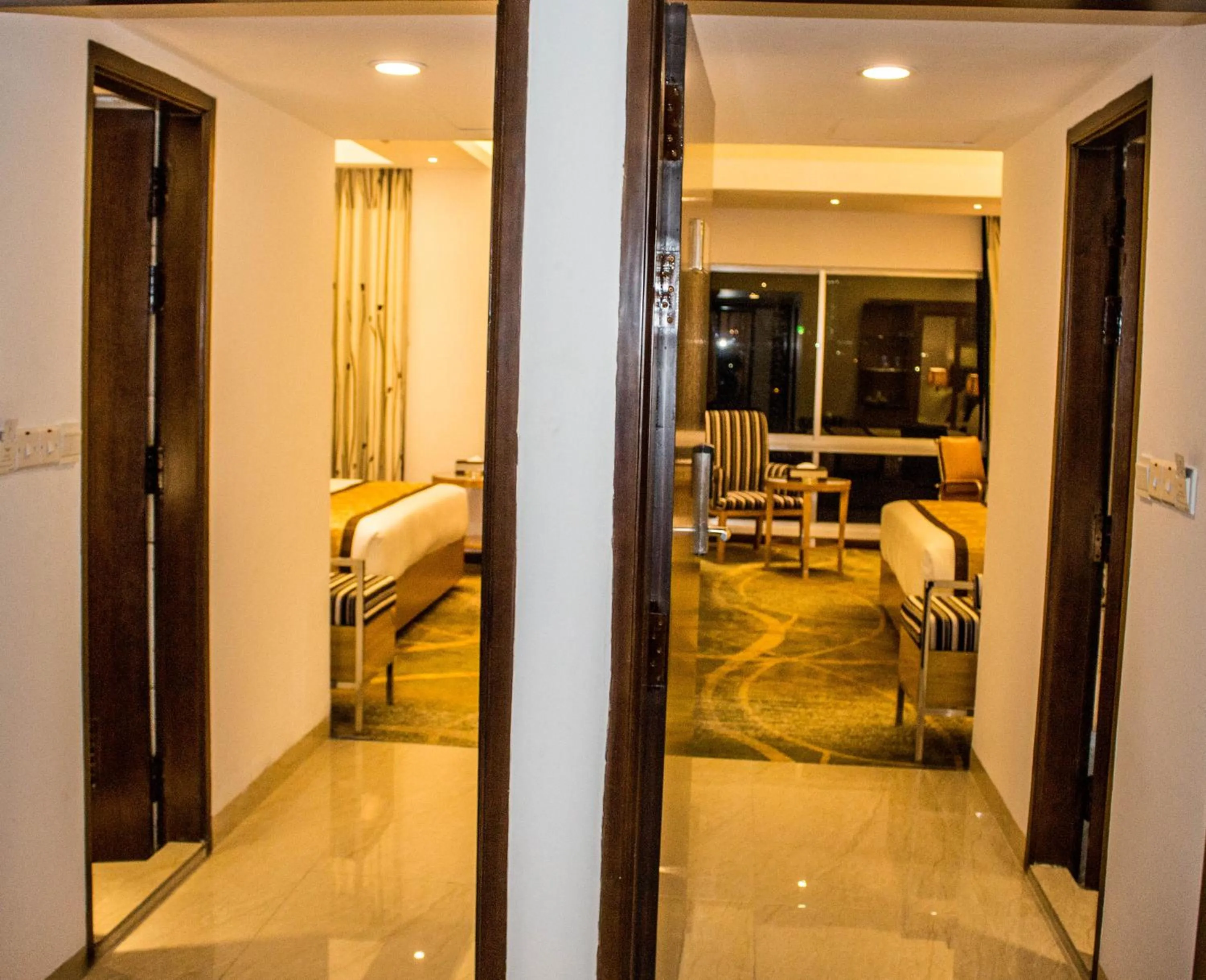 Bed in Hotel Bengal Canary Park