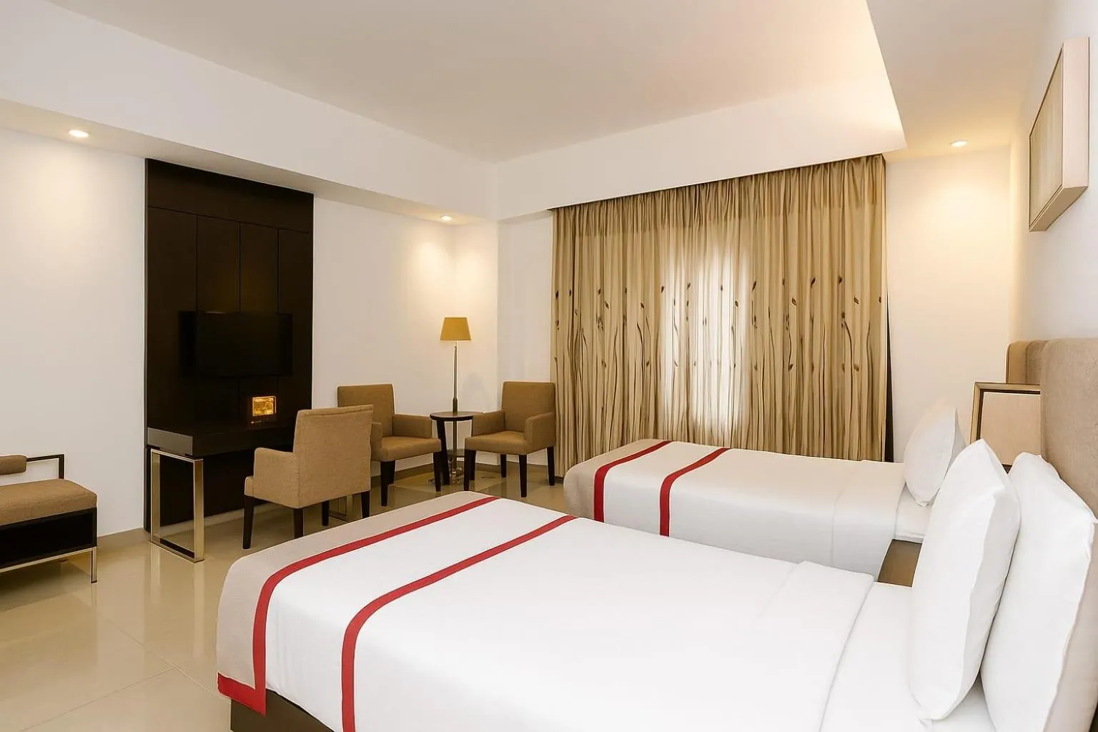 Bed in Hotel Bengal Canary Park